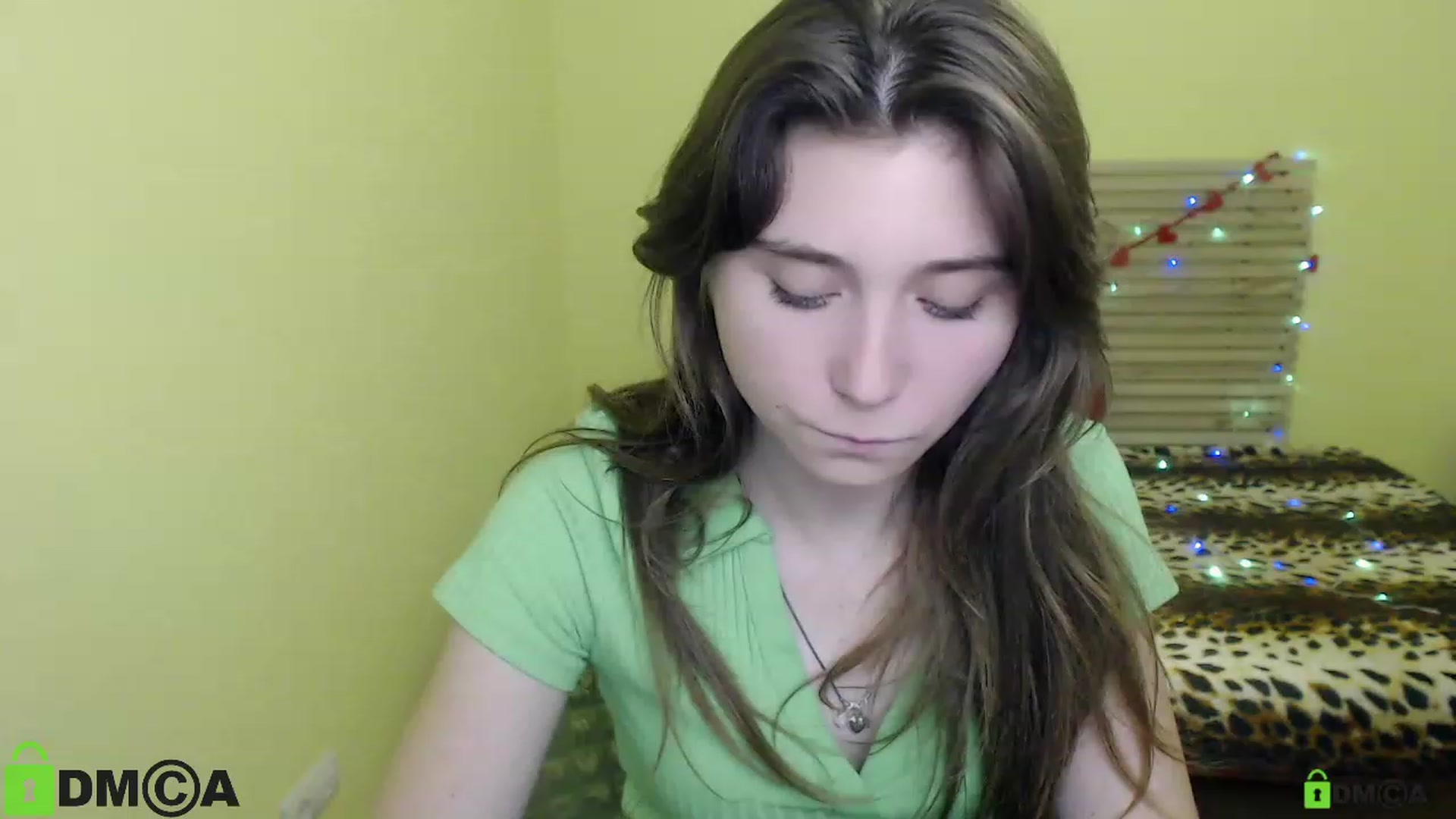 Gallery image thumbnail from MonicaaCute's myfreecams stream on, 09/25/2023, 17:51 image 20 of 20