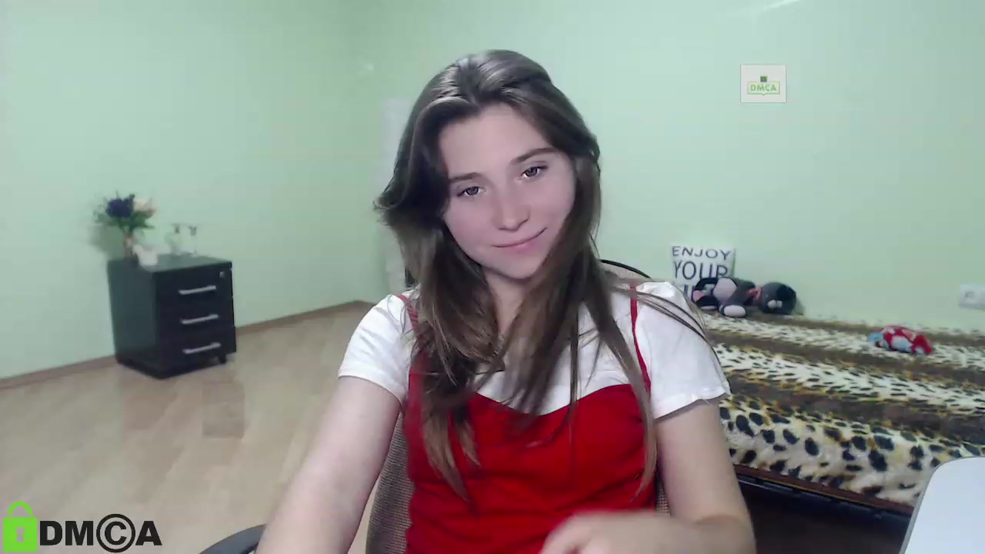 Gallery image thumbnail from MonicaaCute's myfreecams stream on, 09/27/2023, 15:22 image 17 of 20