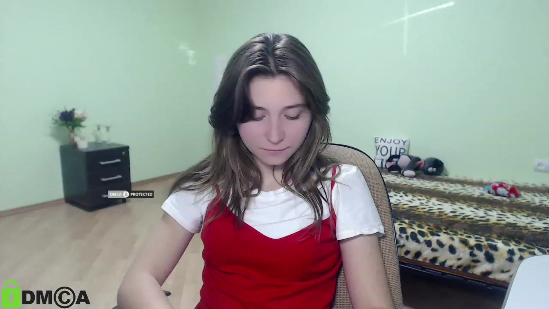 Gallery image thumbnail from MonicaaCute's myfreecams stream on, 09/27/2023, 15:22 image 7 of 20