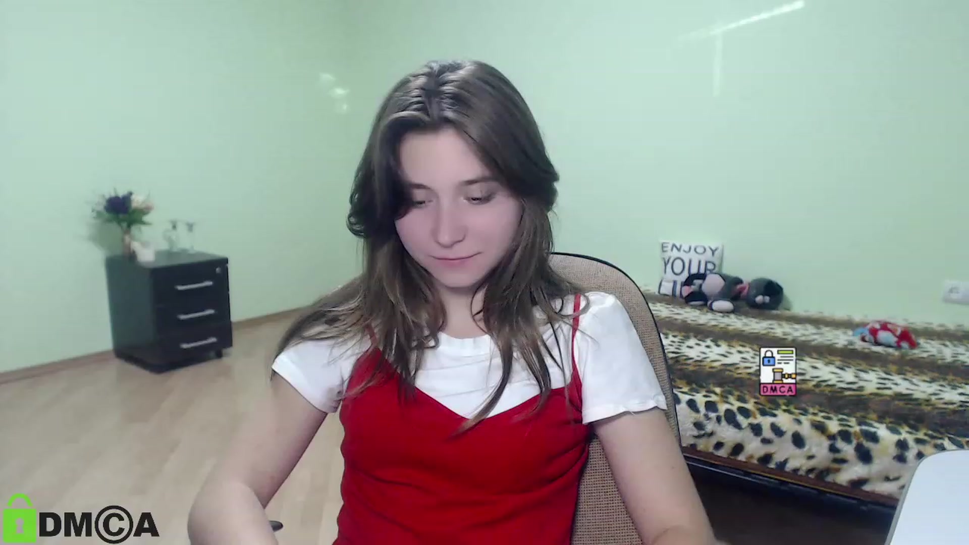 Gallery image thumbnail from MonicaaCute's myfreecams stream on, 09/27/2023, 15:22 image 8 of 20