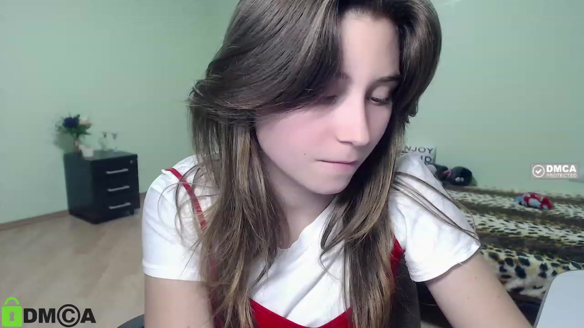 Gallery image thumbnail from MonicaaCute's myfreecams stream on, 09/27/2023, 15:22 image 19 of 20