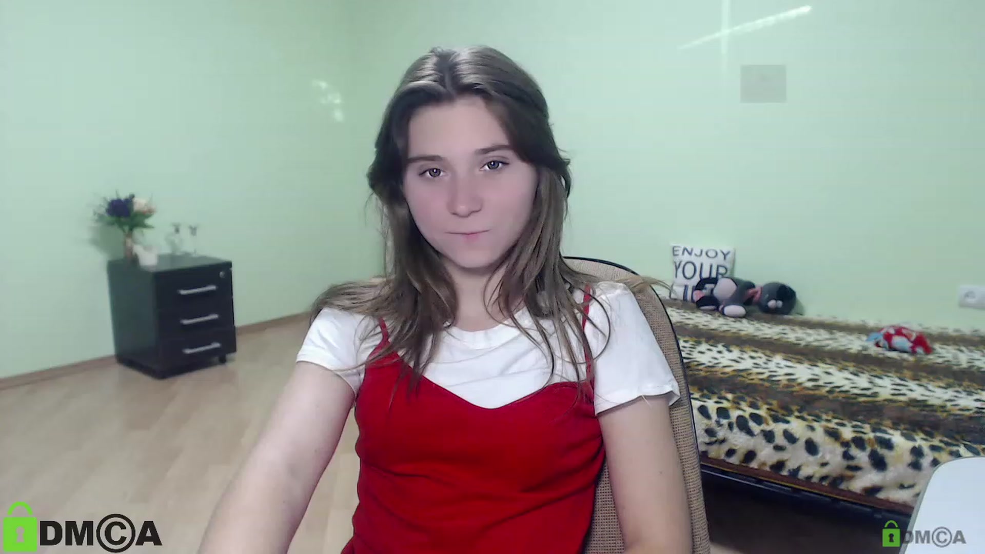 Gallery image thumbnail from MonicaaCute's myfreecams stream on, 09/27/2023, 15:22 image 5 of 20