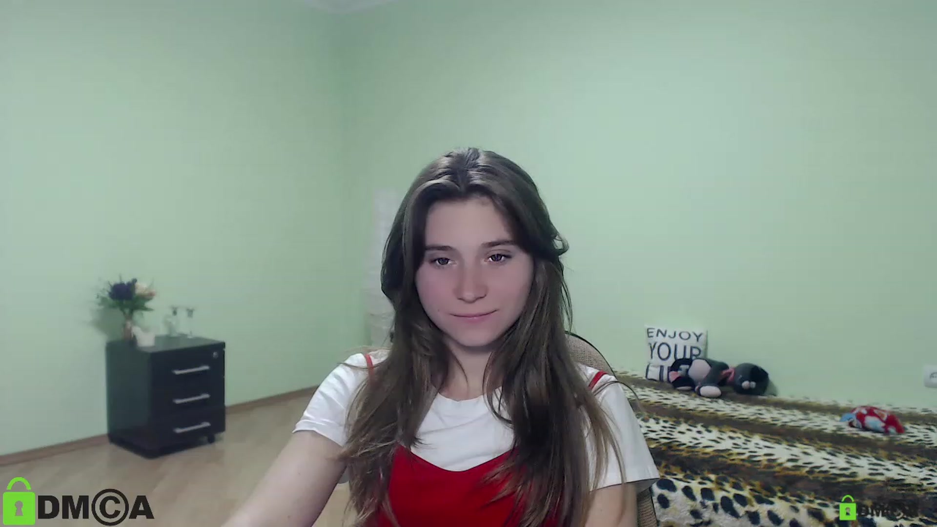 Gallery image thumbnail from MonicaaCute's myfreecams stream on, 09/27/2023, 16:35 image 13 of 20