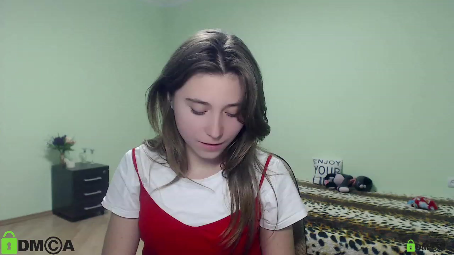 Gallery image thumbnail from MonicaaCute's myfreecams stream on, 09/27/2023, 16:35 image 3 of 20