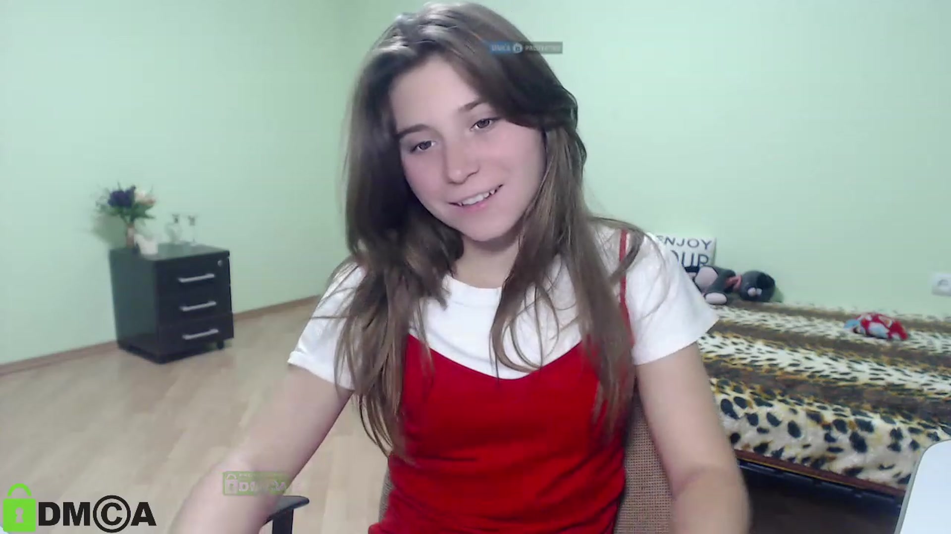 Gallery image thumbnail from MonicaaCute's myfreecams stream on, 09/27/2023, 17:01 image 12 of 20