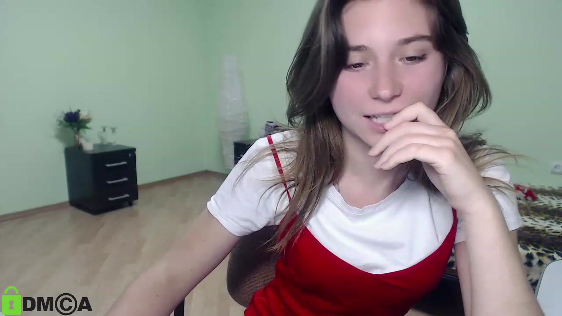 Gallery image thumbnail from MonicaaCute's myfreecams stream on, 09/27/2023, 17:01 image 13 of 20