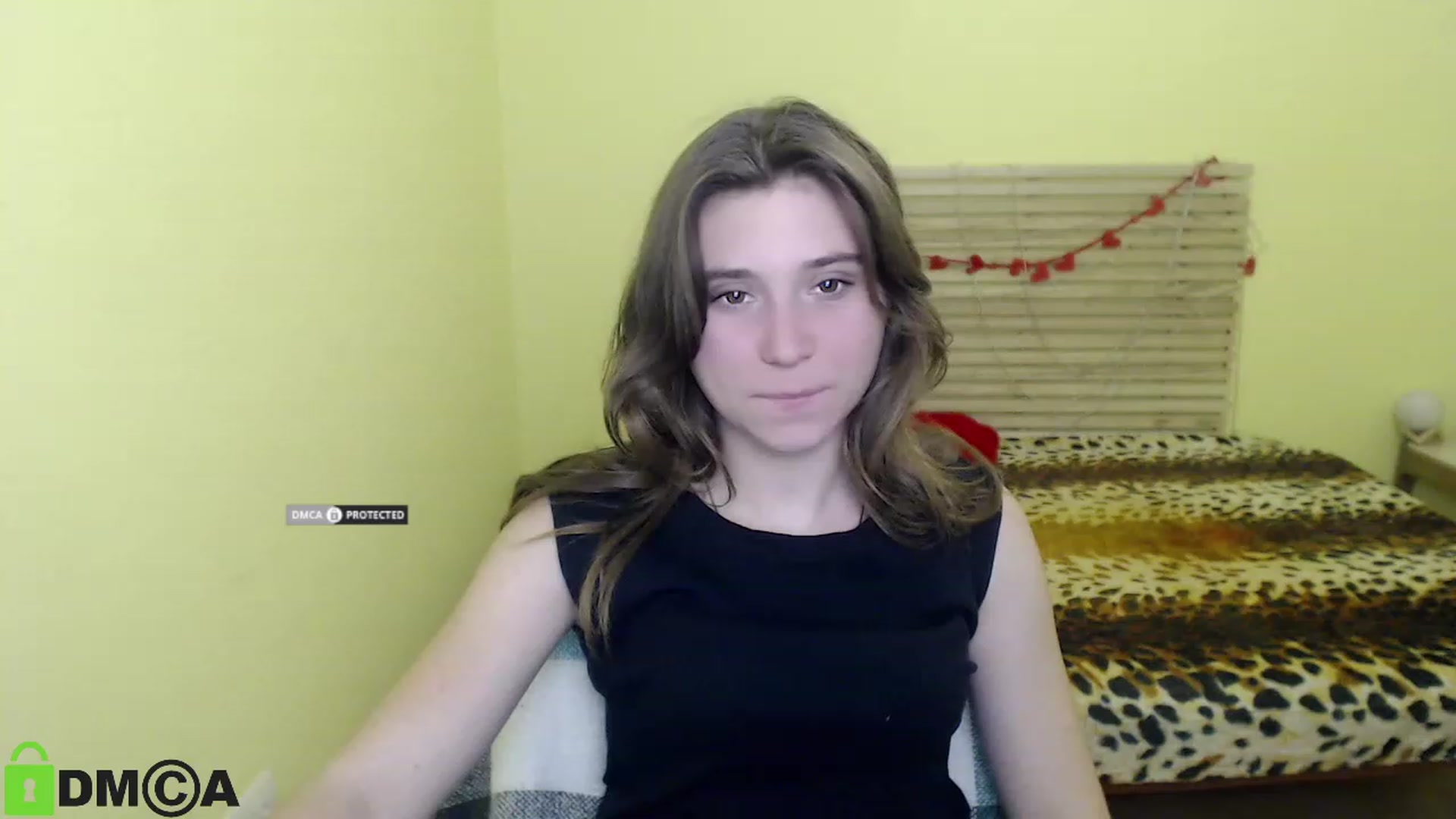 Gallery image thumbnail from MonicaaCute's myfreecams stream on, 09/28/2023, 12:56 image 10 of 20