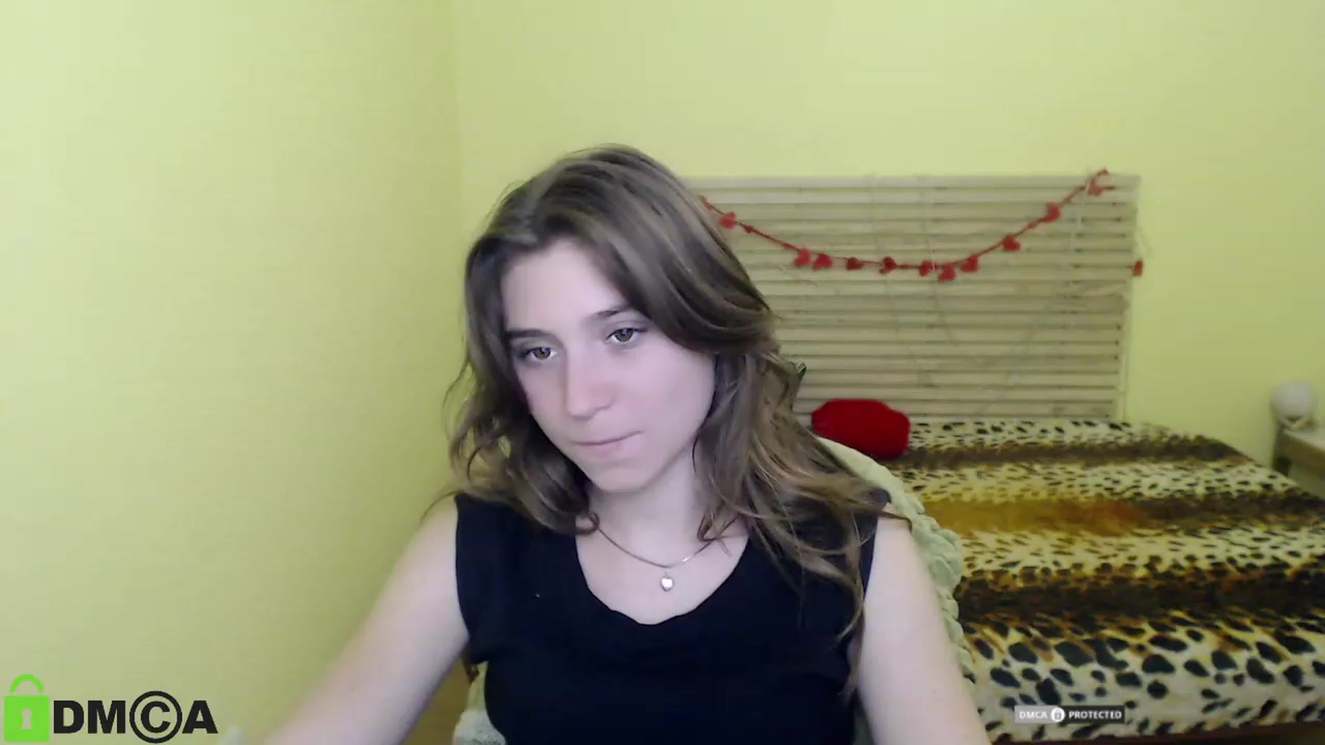 Gallery image thumbnail from MonicaaCute's myfreecams stream on, 09/28/2023, 13:41 image 18 of 20