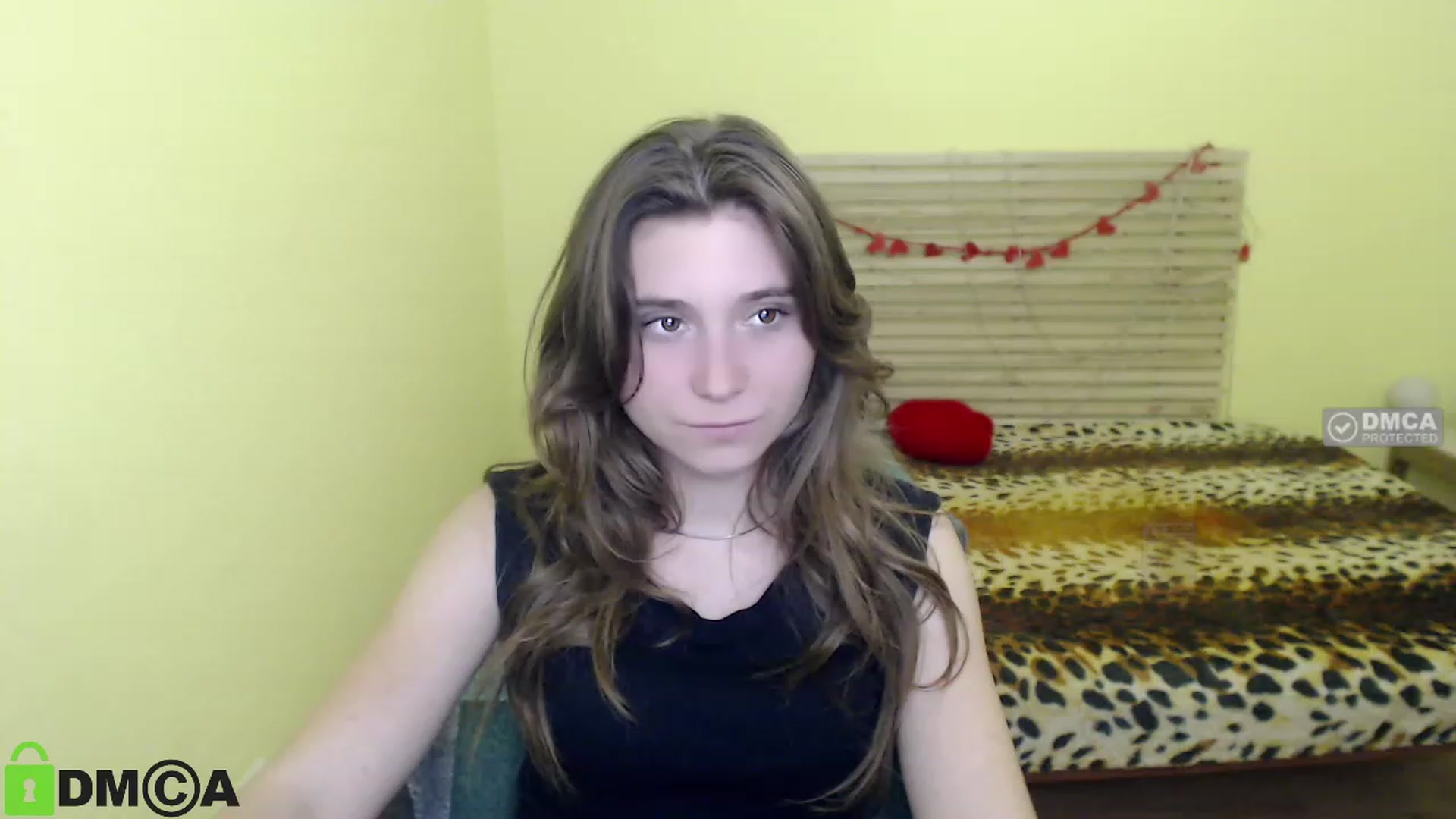 Gallery image thumbnail from MonicaaCute's myfreecams stream on, 09/28/2023, 14:21 image 12 of 20