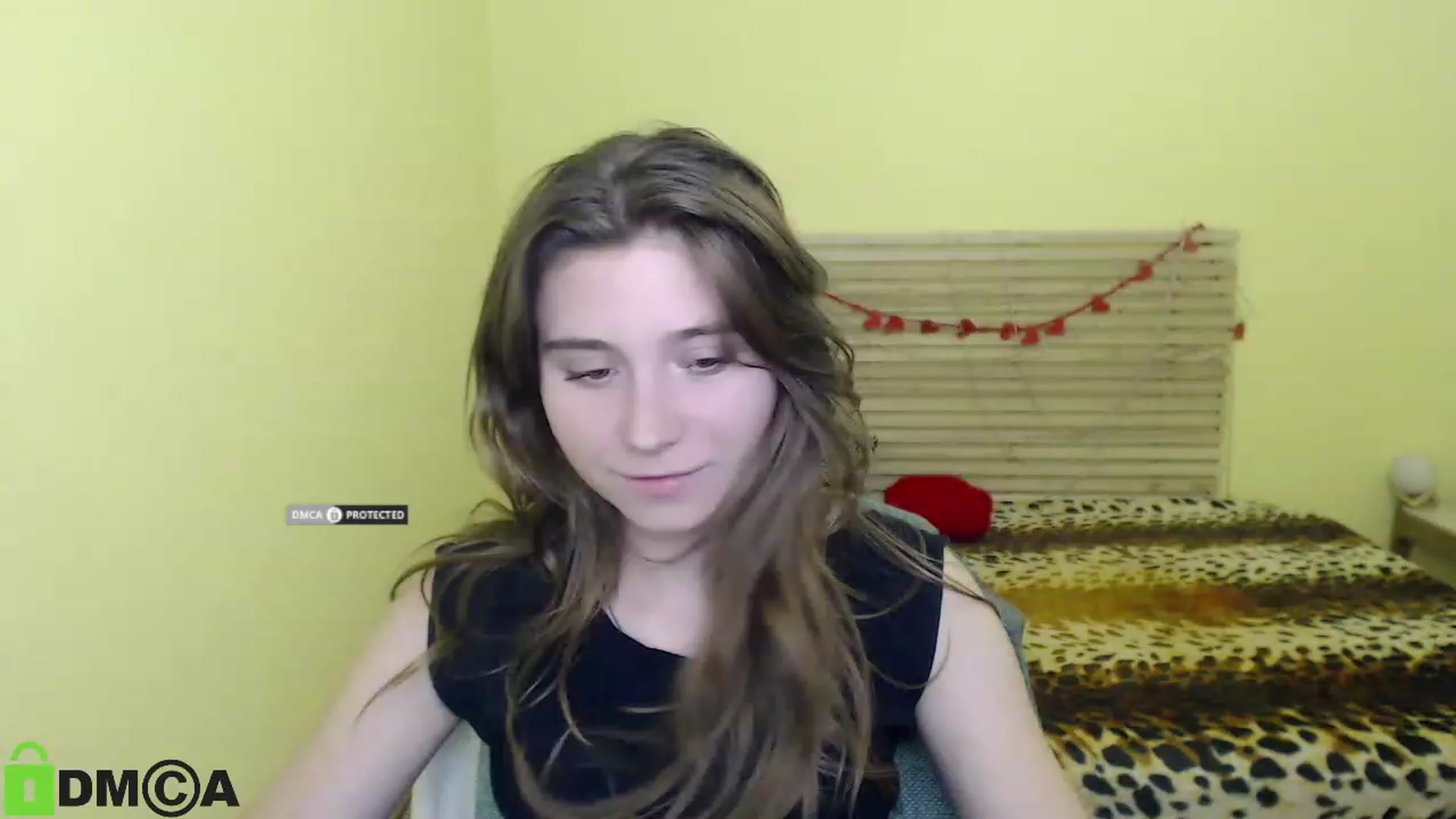 Gallery image thumbnail from MonicaaCute's myfreecams stream on, 09/28/2023, 14:36 image 14 of 20