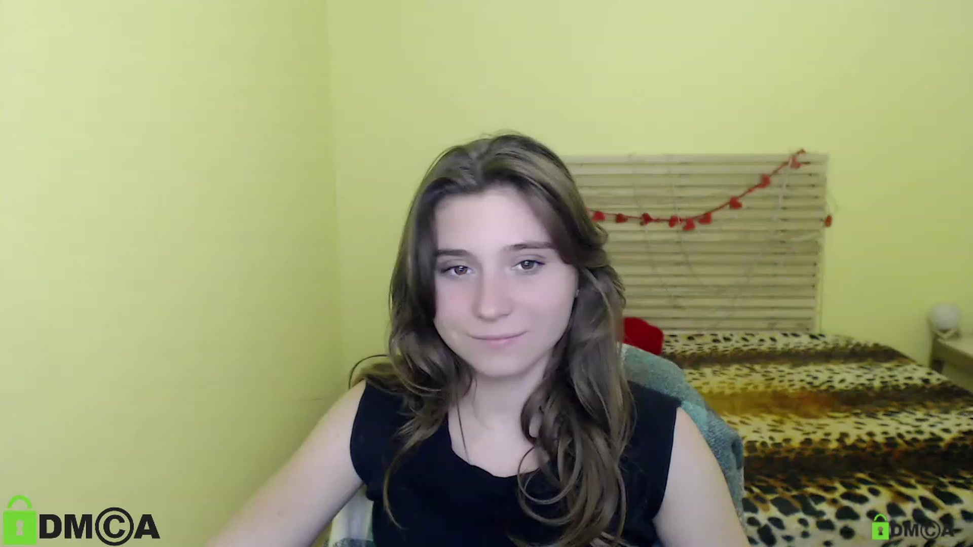 Gallery image thumbnail from MonicaaCute's myfreecams stream on, 09/28/2023, 14:36 image 9 of 20