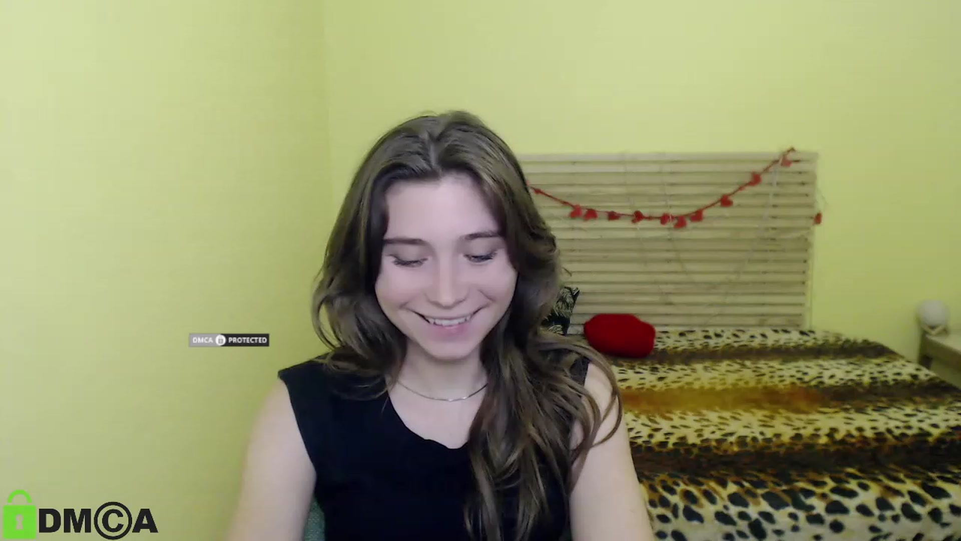 Gallery image thumbnail from MonicaaCute's myfreecams stream on, 09/28/2023, 14:36 image 6 of 20
