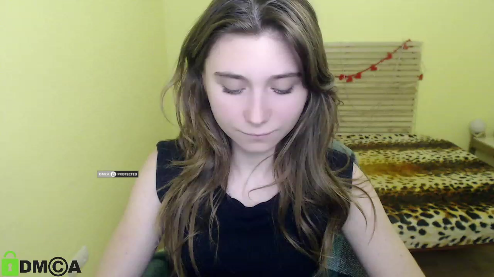 Gallery image thumbnail from MonicaaCute's myfreecams stream on, 09/28/2023, 15:27 image 10 of 20
