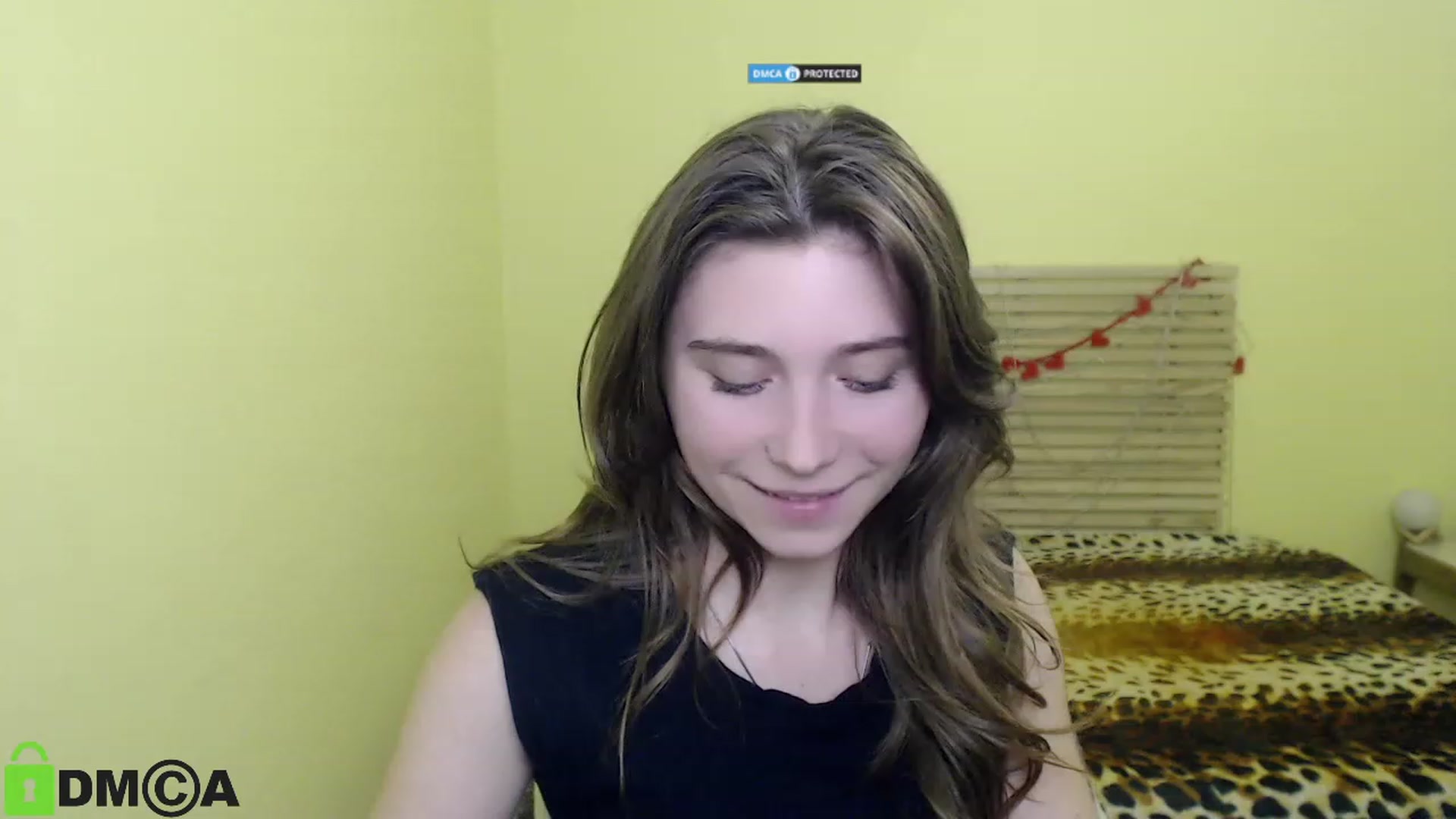 Gallery image thumbnail from MonicaaCute's myfreecams stream on, 09/28/2023, 15:27 image 15 of 20