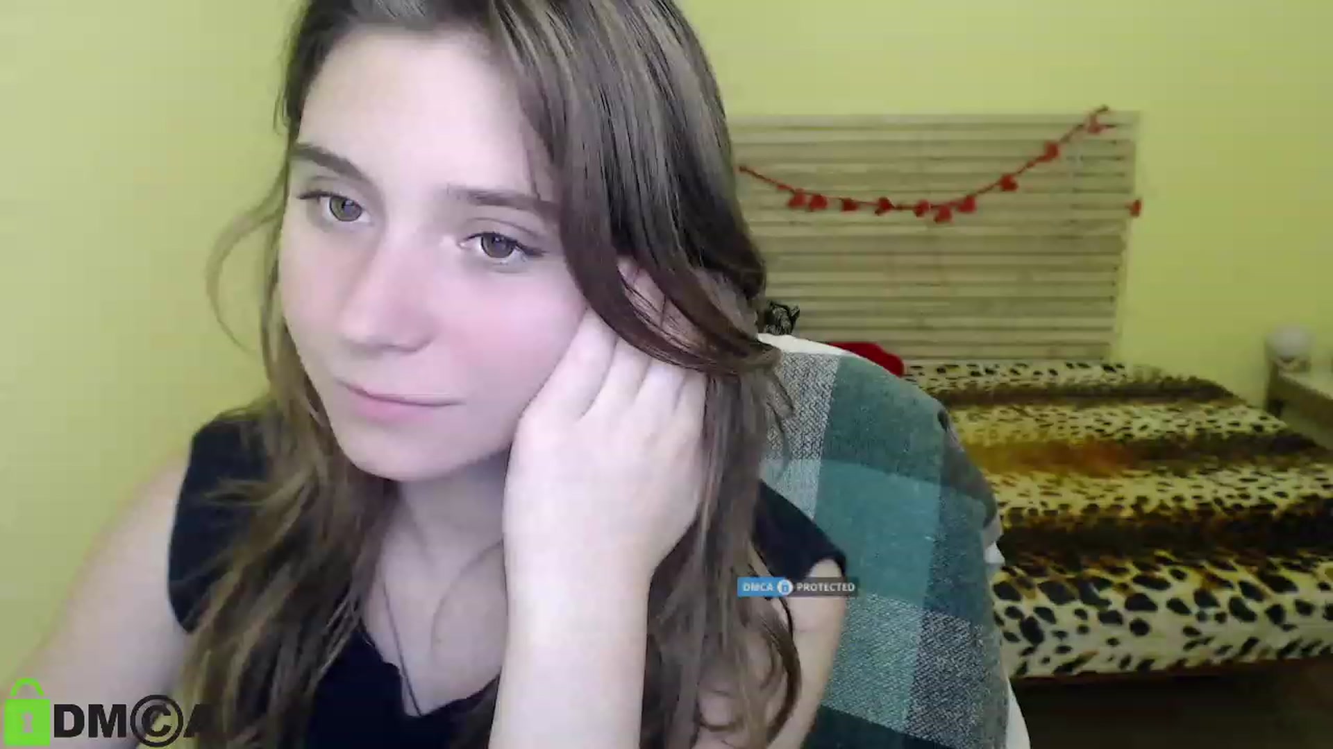 Gallery image thumbnail from MonicaaCute's myfreecams stream on, 09/28/2023, 15:27 image 9 of 20
