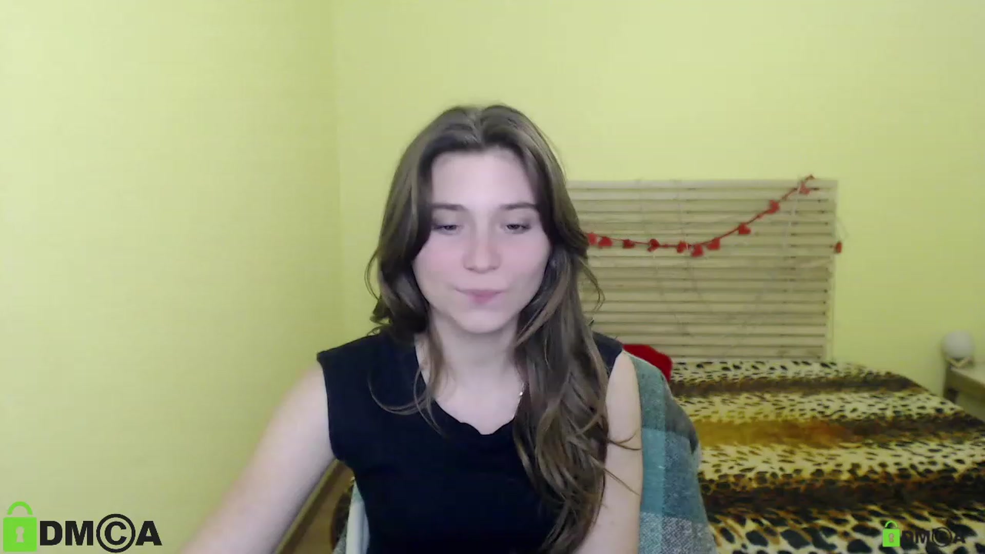 Gallery image thumbnail from MonicaaCute's myfreecams stream on, 09/28/2023, 15:27 image 18 of 20