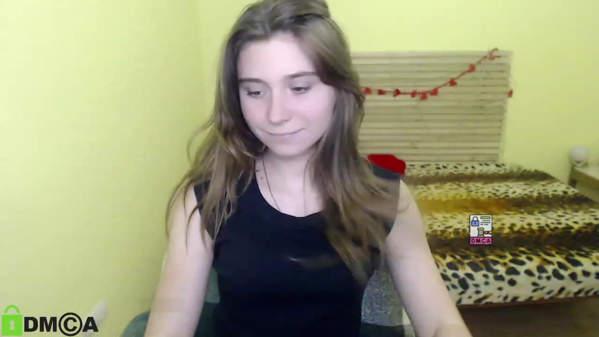 Gallery image thumbnail from MonicaaCute's myfreecams stream on, 09/28/2023, 15:27 image 13 of 20