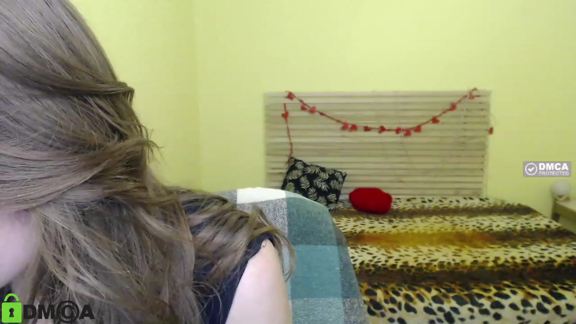 Gallery image thumbnail from MonicaaCute's myfreecams stream on, 09/28/2023, 15:45 image 13 of 20