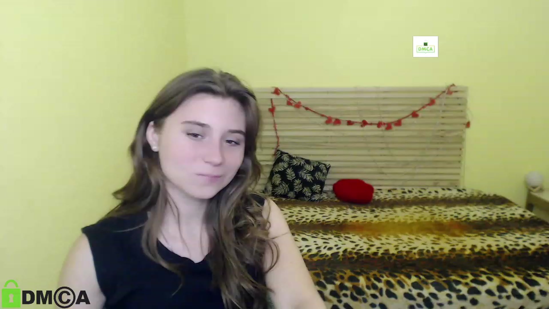 Gallery image thumbnail from MonicaaCute's myfreecams stream on, 09/28/2023, 15:45 image 19 of 20
