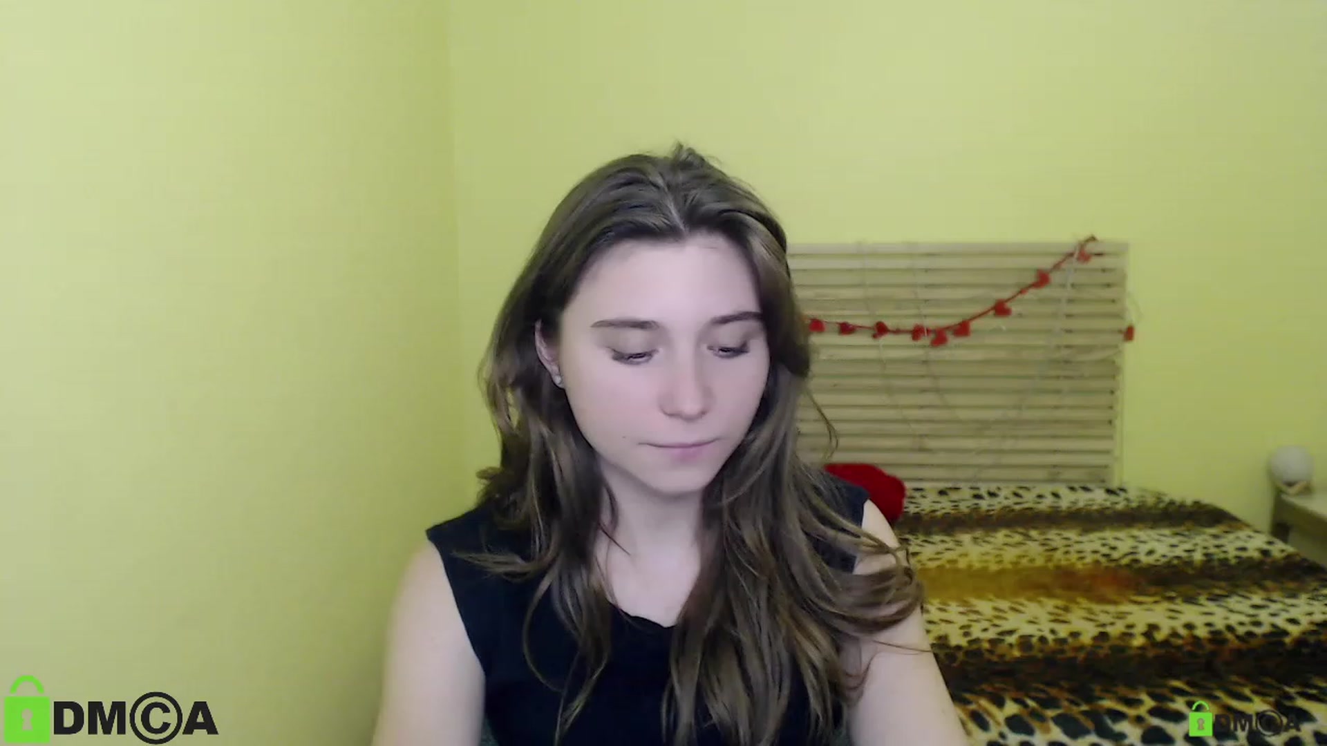 Gallery image thumbnail from MonicaaCute's myfreecams stream on, 09/28/2023, 15:45 image 4 of 20