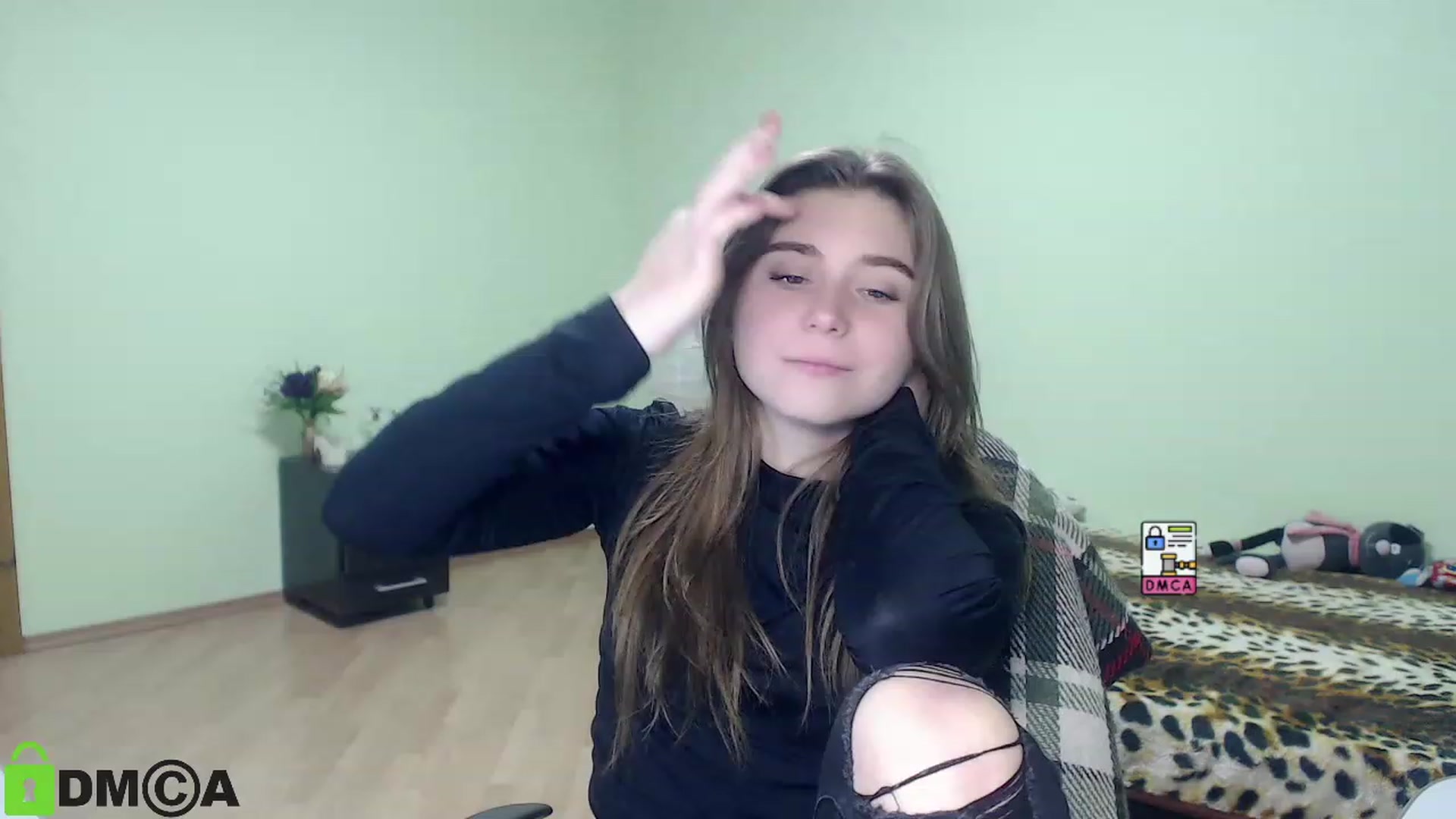 Gallery image thumbnail from MonicaaCute's myfreecams stream on, 10/02/2023, 17:22 image 12 of 20