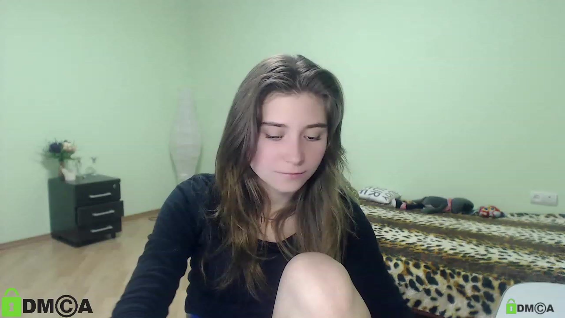 Gallery image thumbnail from MonicaaCute's myfreecams stream on, 10/05/2023, 15:31 image 18 of 20
