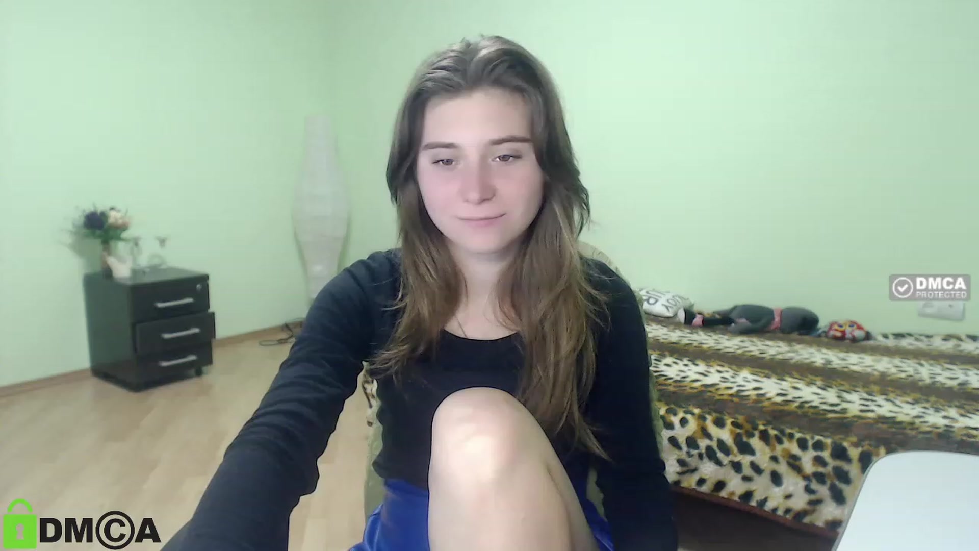 Gallery image thumbnail from MonicaaCute's myfreecams stream on, 10/05/2023, 17:34 image 11 of 20