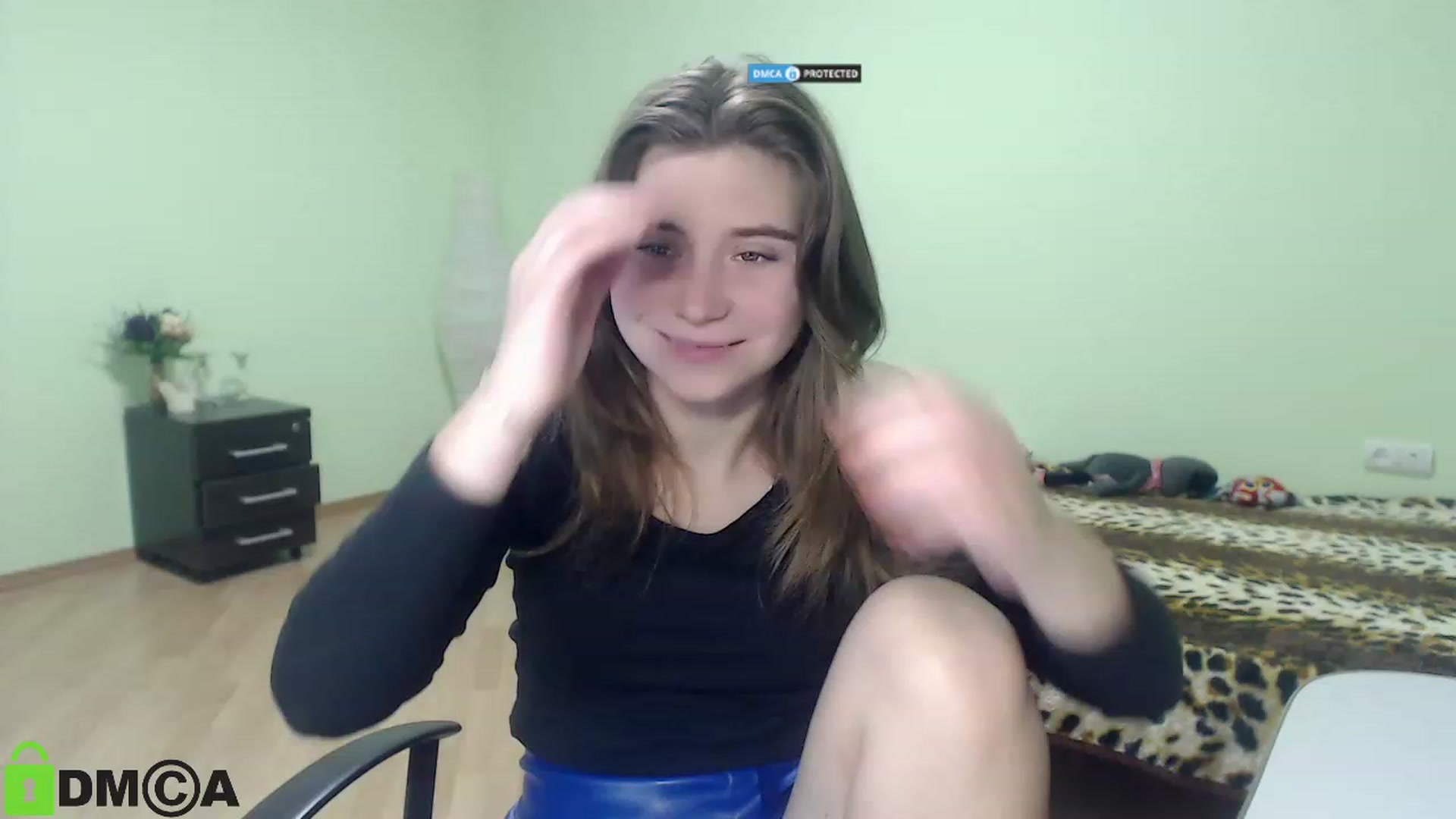 Gallery image thumbnail from MonicaaCute's myfreecams stream on, 10/05/2023, 17:34 image 17 of 20