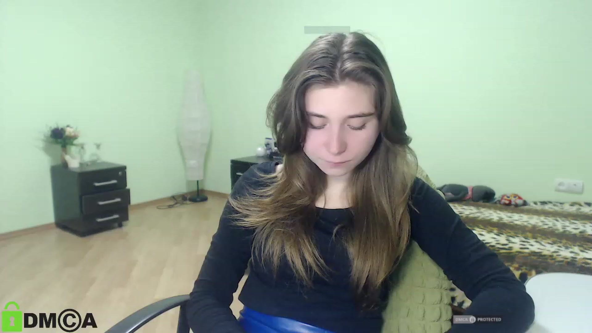 Gallery image thumbnail from MonicaaCute's myfreecams stream on, 10/05/2023, 17:34 image 3 of 20