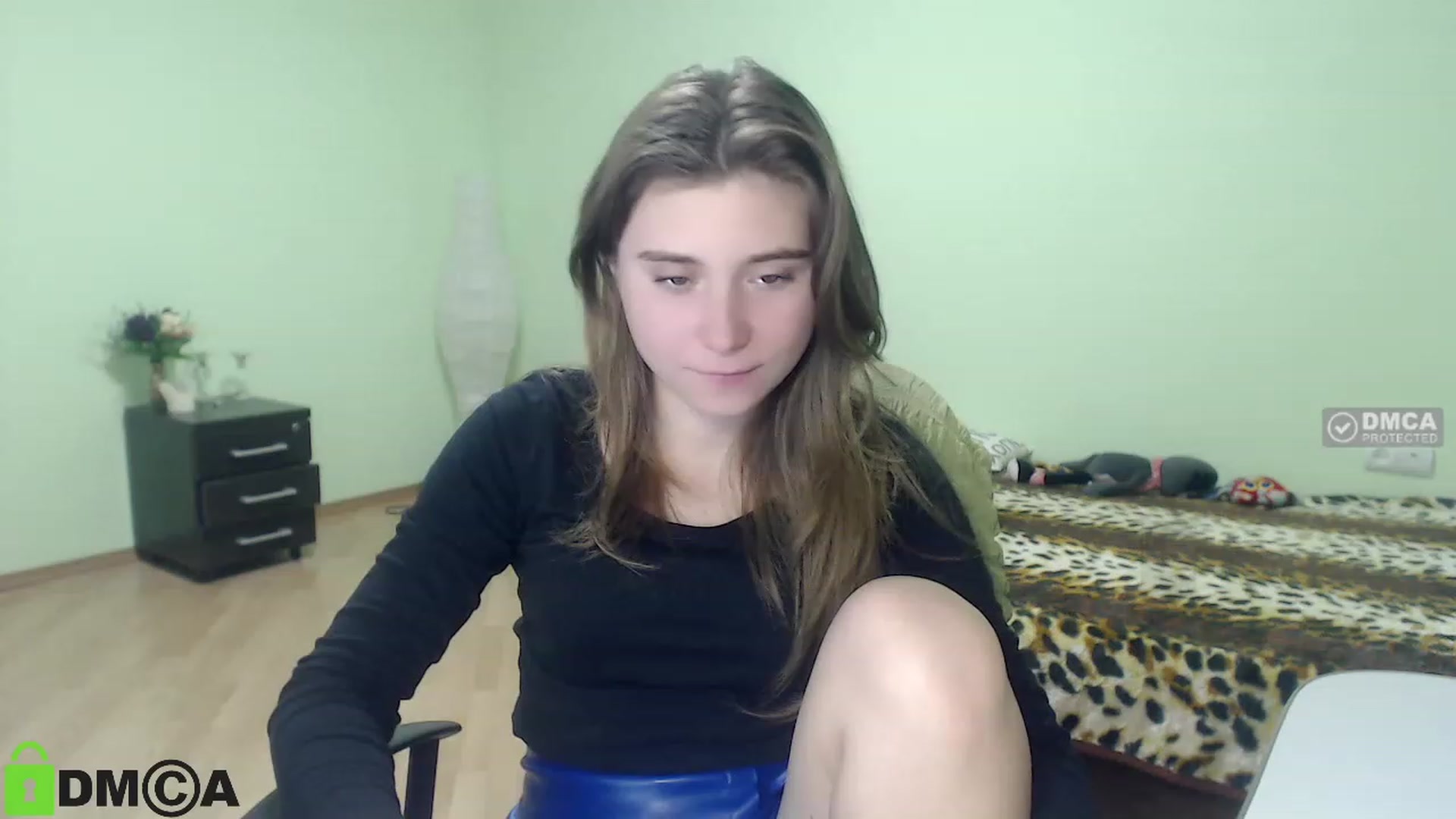 Gallery image thumbnail from MonicaaCute's myfreecams stream on, 10/05/2023, 17:34 image 18 of 20