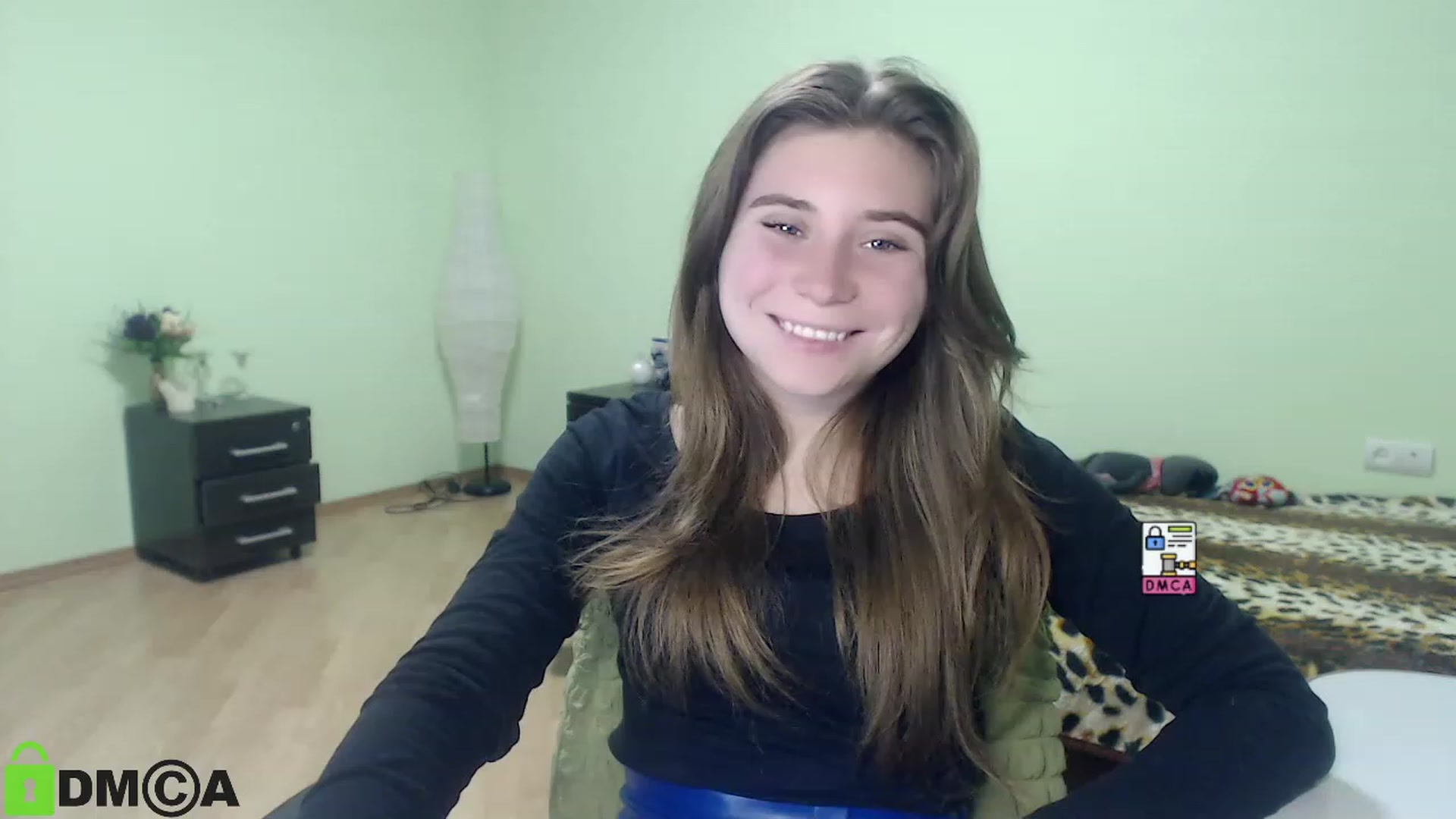 Gallery image thumbnail from MonicaaCute's myfreecams stream on, 10/05/2023, 17:34 image 7 of 20