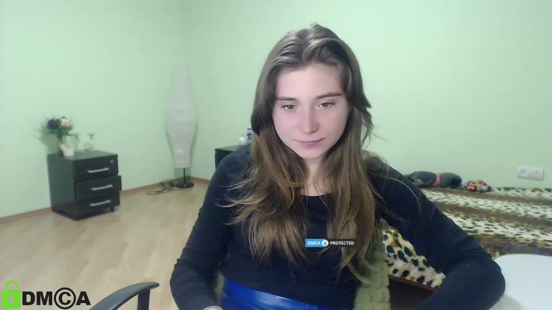 Gallery image thumbnail from MonicaaCute's myfreecams stream on, 10/05/2023, 17:34 image 8 of 20