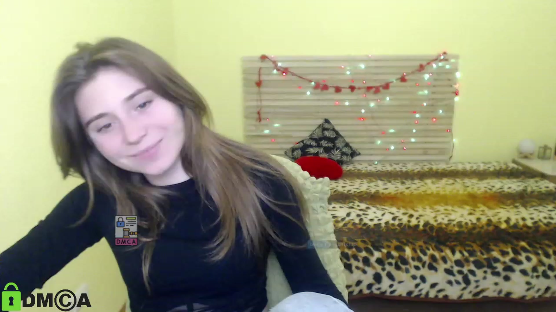 Gallery image thumbnail from MonicaaCute's myfreecams stream on, 10/06/2023, 13:05 image 14 of 20