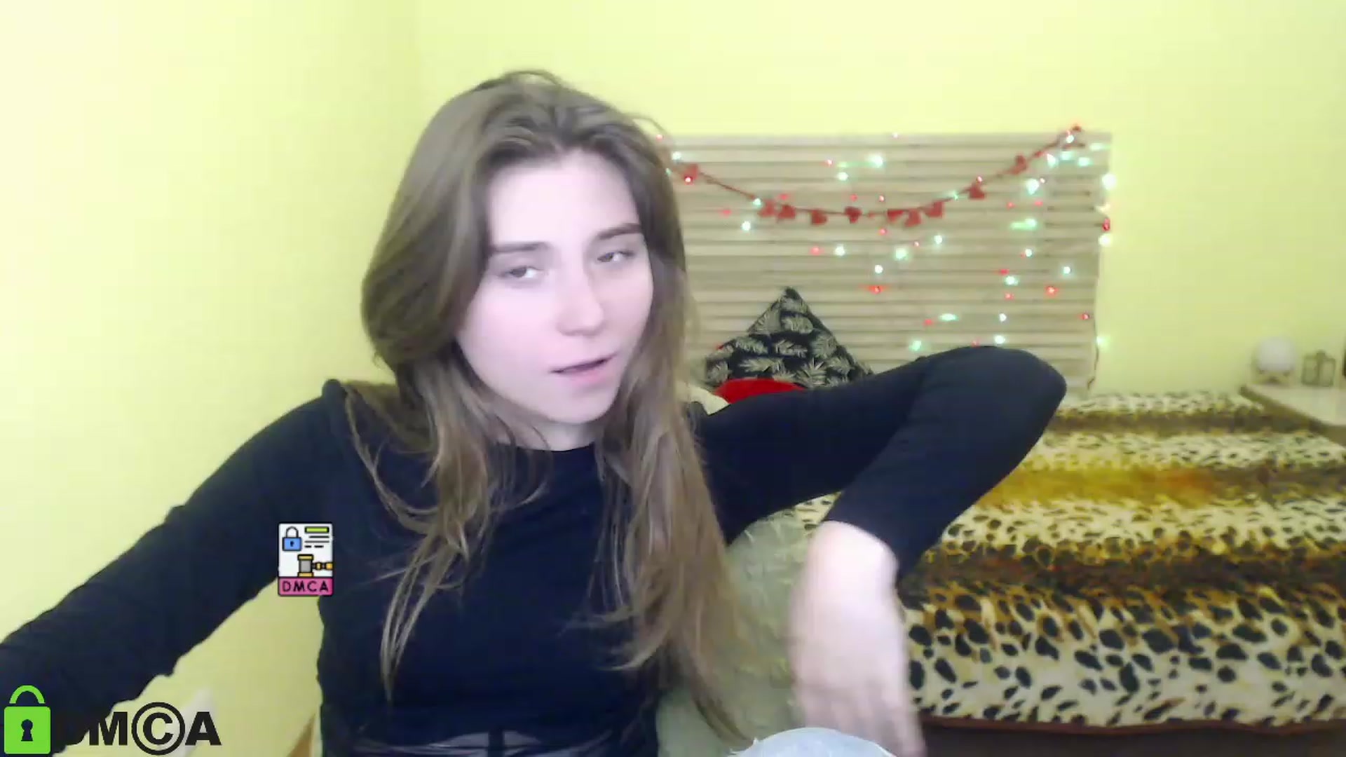Gallery image thumbnail from MonicaaCute's myfreecams stream on, 10/06/2023, 13:05 image 13 of 20