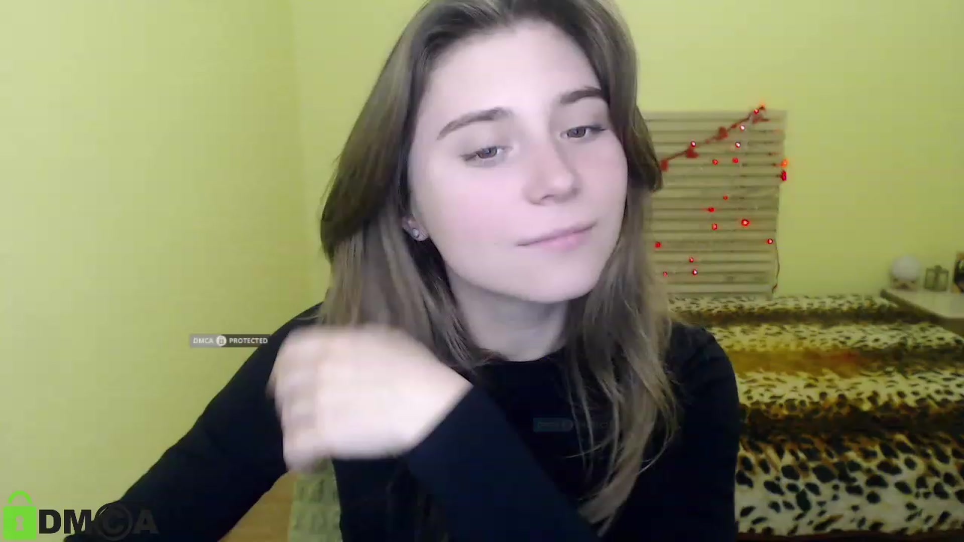 Gallery image thumbnail from MonicaaCute's myfreecams stream on, 10/06/2023, 13:34 image 12 of 20