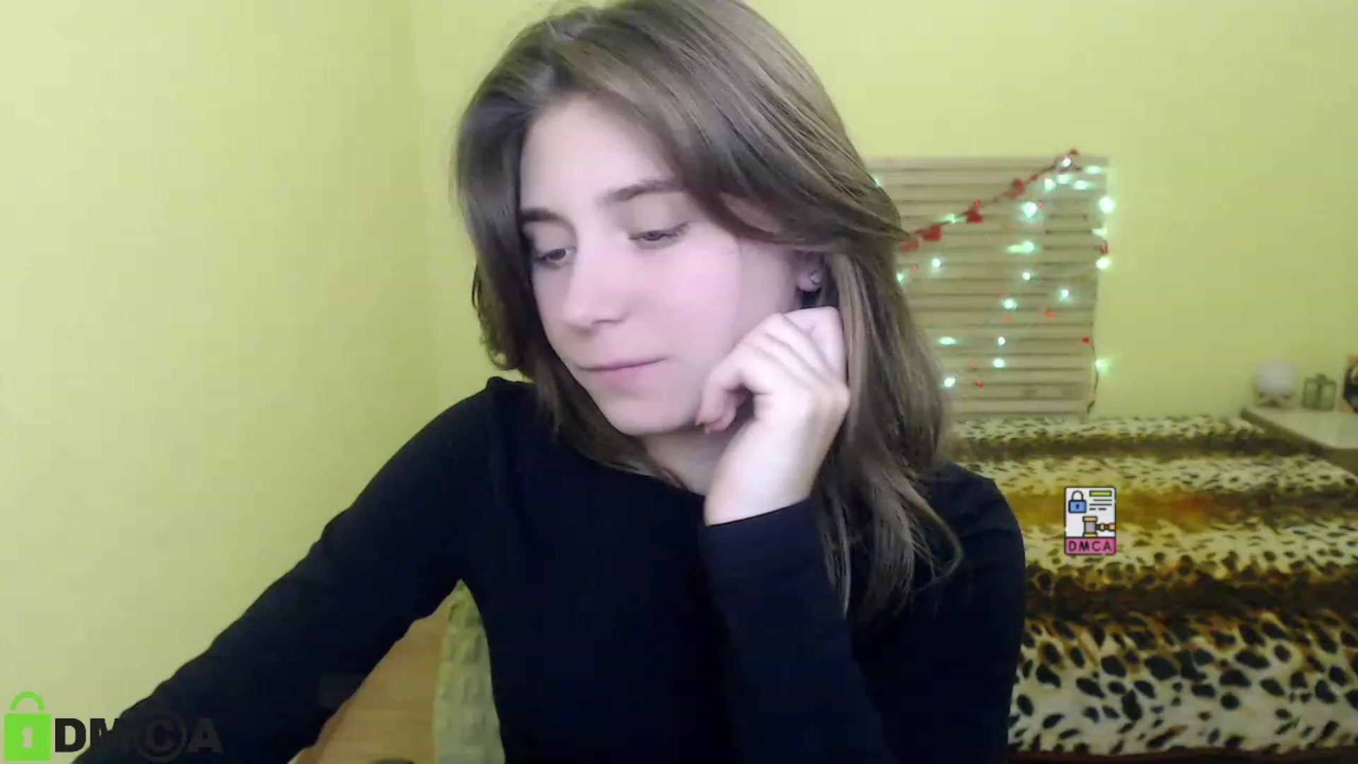Gallery image thumbnail from MonicaaCute's myfreecams stream on, 10/06/2023, 13:34 image 1 of 20