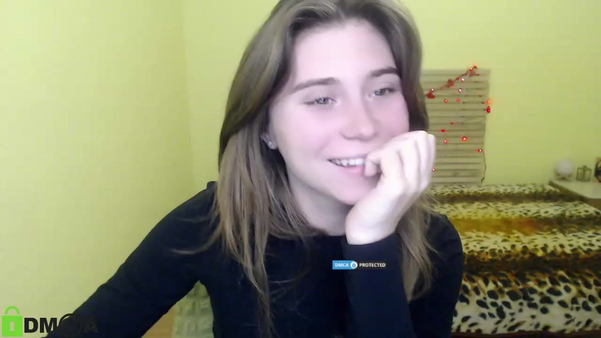 Gallery image thumbnail from MonicaaCute's myfreecams stream on, 10/06/2023, 13:34 image 13 of 20