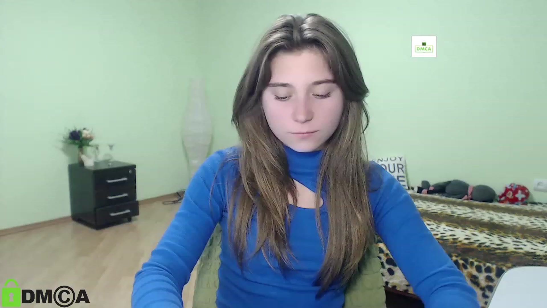 Gallery image thumbnail from MonicaaCute's myfreecams stream on, 10/09/2023, 14:01 image 8 of 20