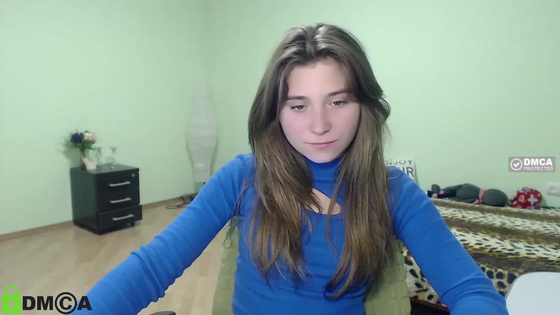 Gallery image thumbnail from MonicaaCute's myfreecams stream on, 10/09/2023, 14:01 image 14 of 20