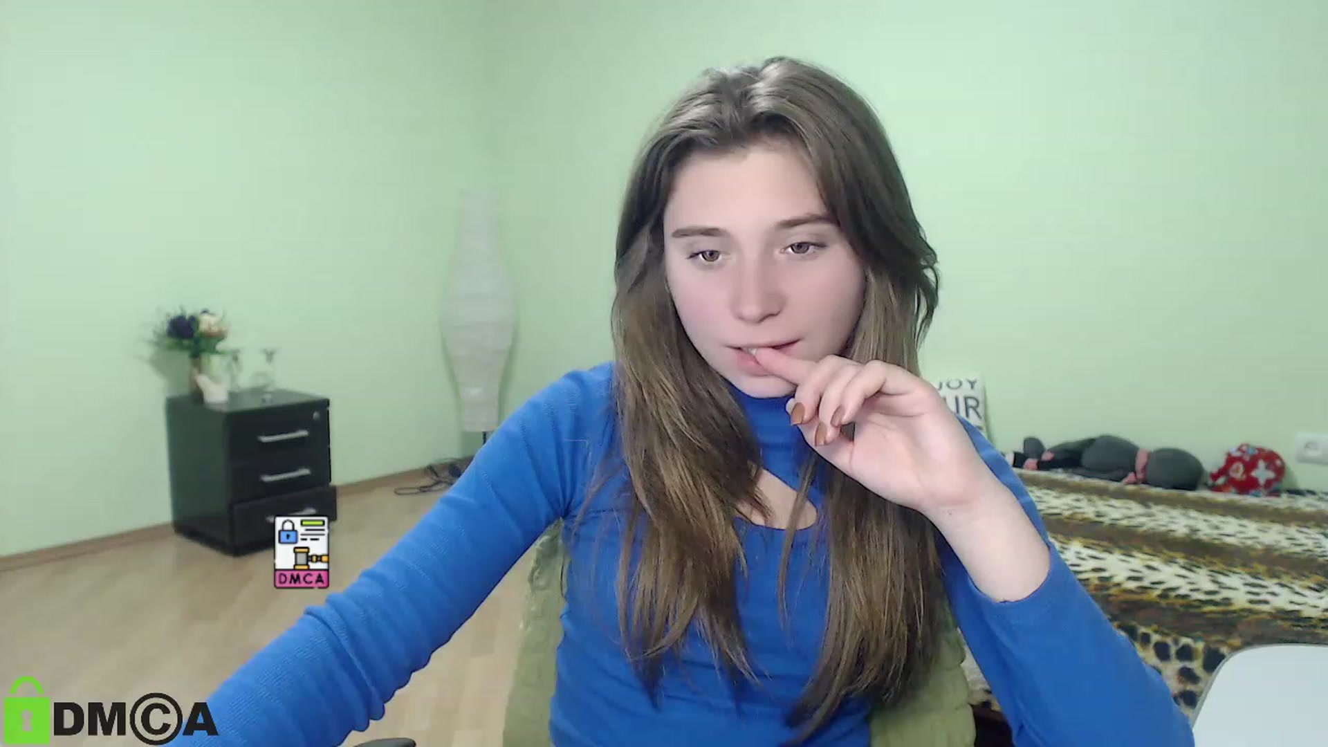 Gallery image thumbnail from MonicaaCute's myfreecams stream on, 10/09/2023, 14:01 image 17 of 20