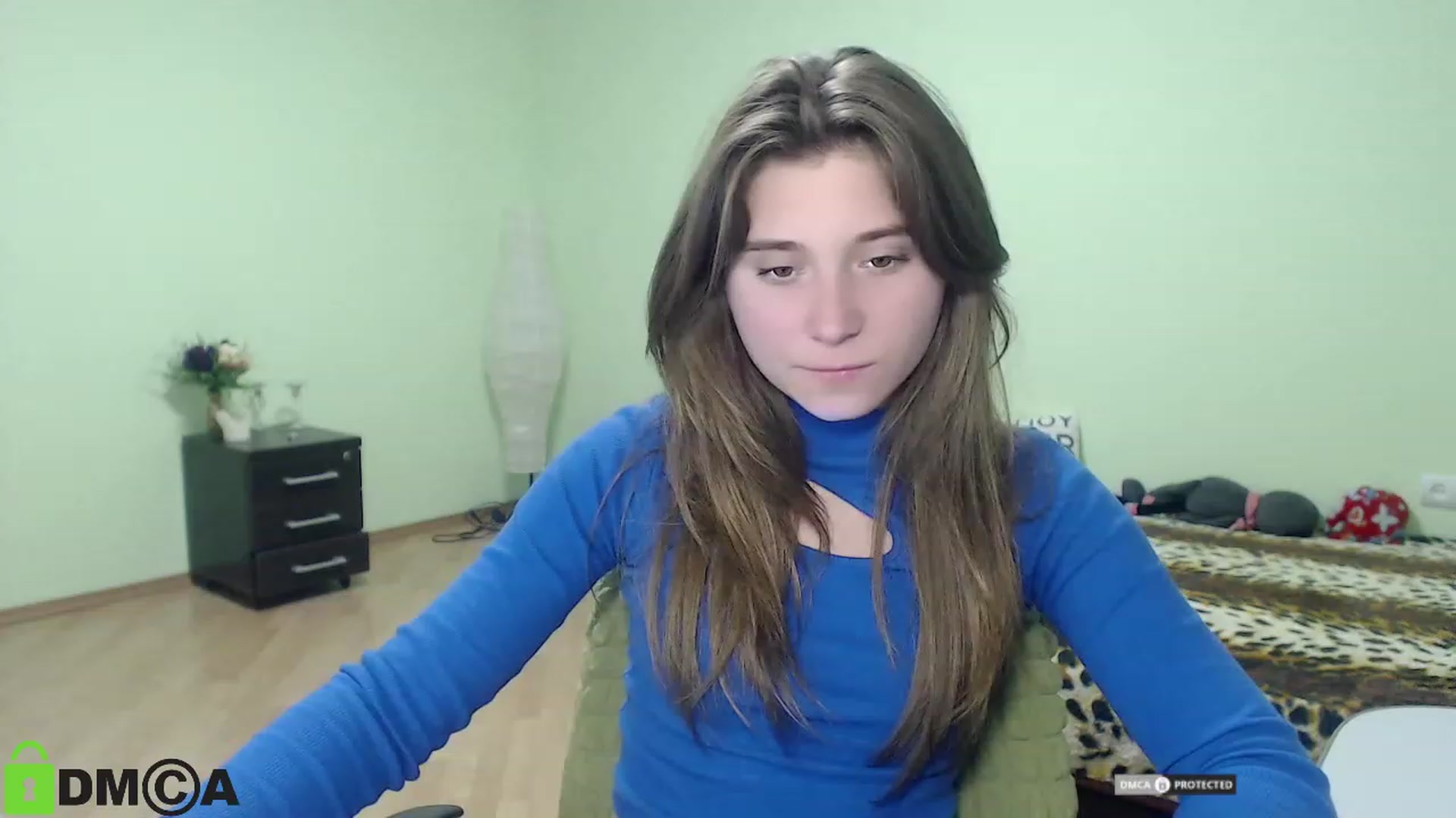 Gallery image thumbnail from MonicaaCute's myfreecams stream on, 10/09/2023, 14:01 image 10 of 20