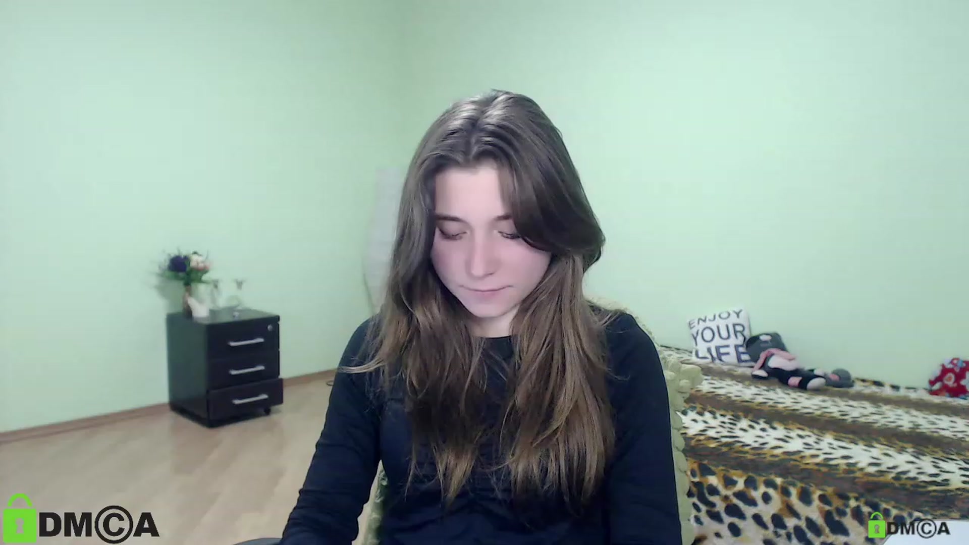 Gallery image thumbnail from MonicaaCute's myfreecams stream on, 10/11/2023, 13:03 image 2 of 20
