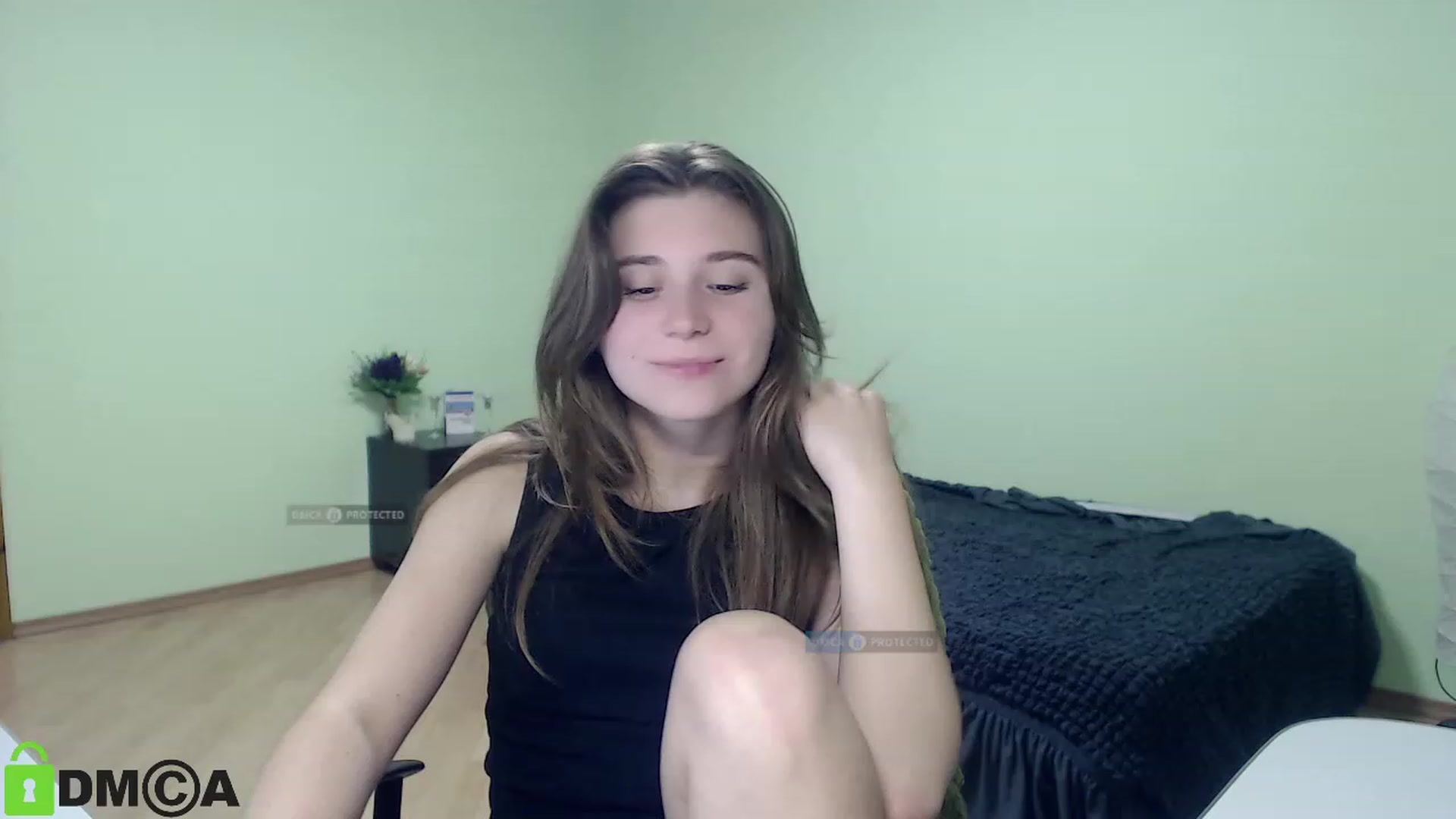 Gallery image thumbnail from MonicaaCute's myfreecams stream on, 10/16/2023, 16:13 image 7 of 20