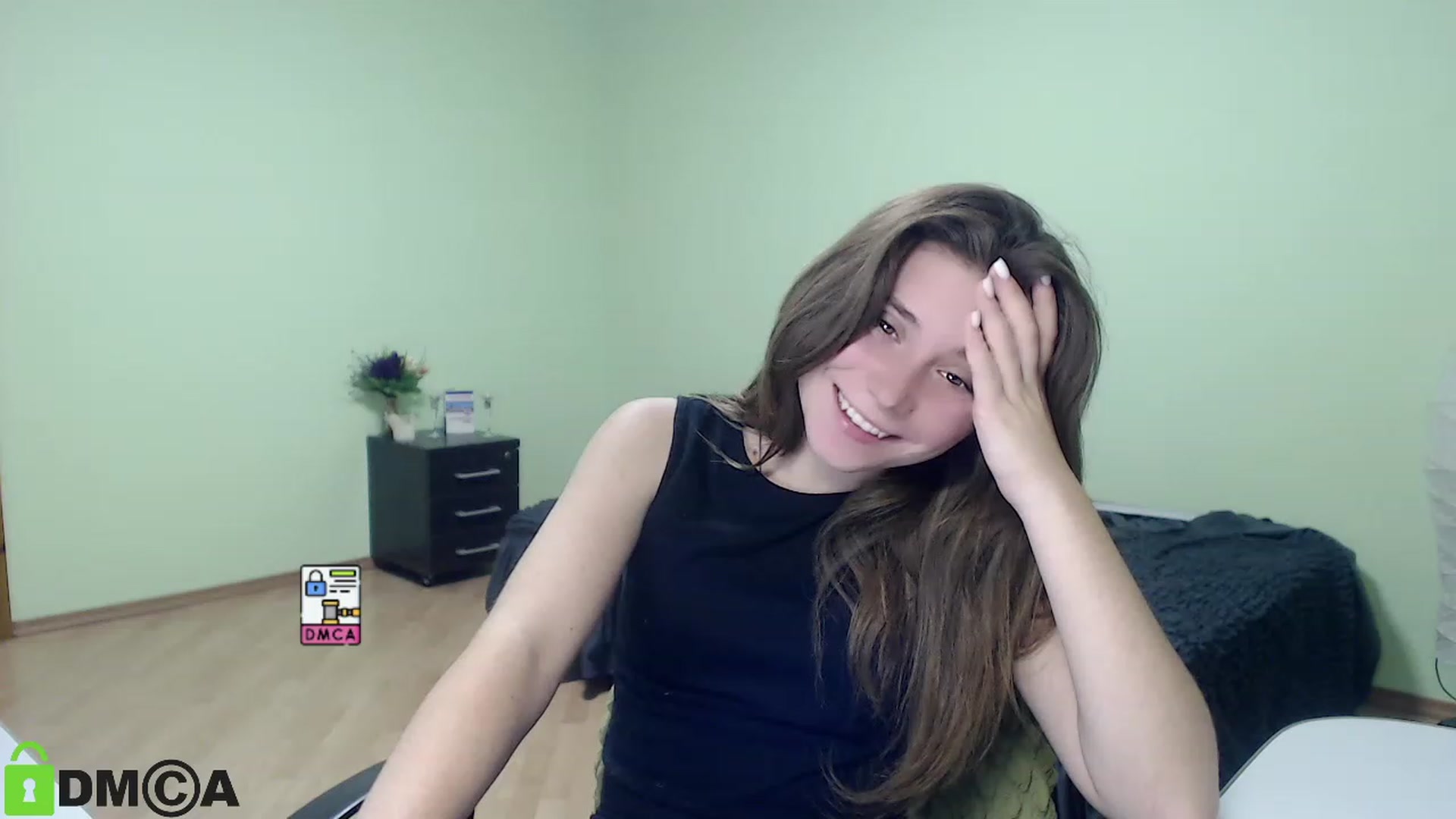 Gallery image thumbnail from MonicaaCute's myfreecams stream on, 10/16/2023, 16:13 image 17 of 20