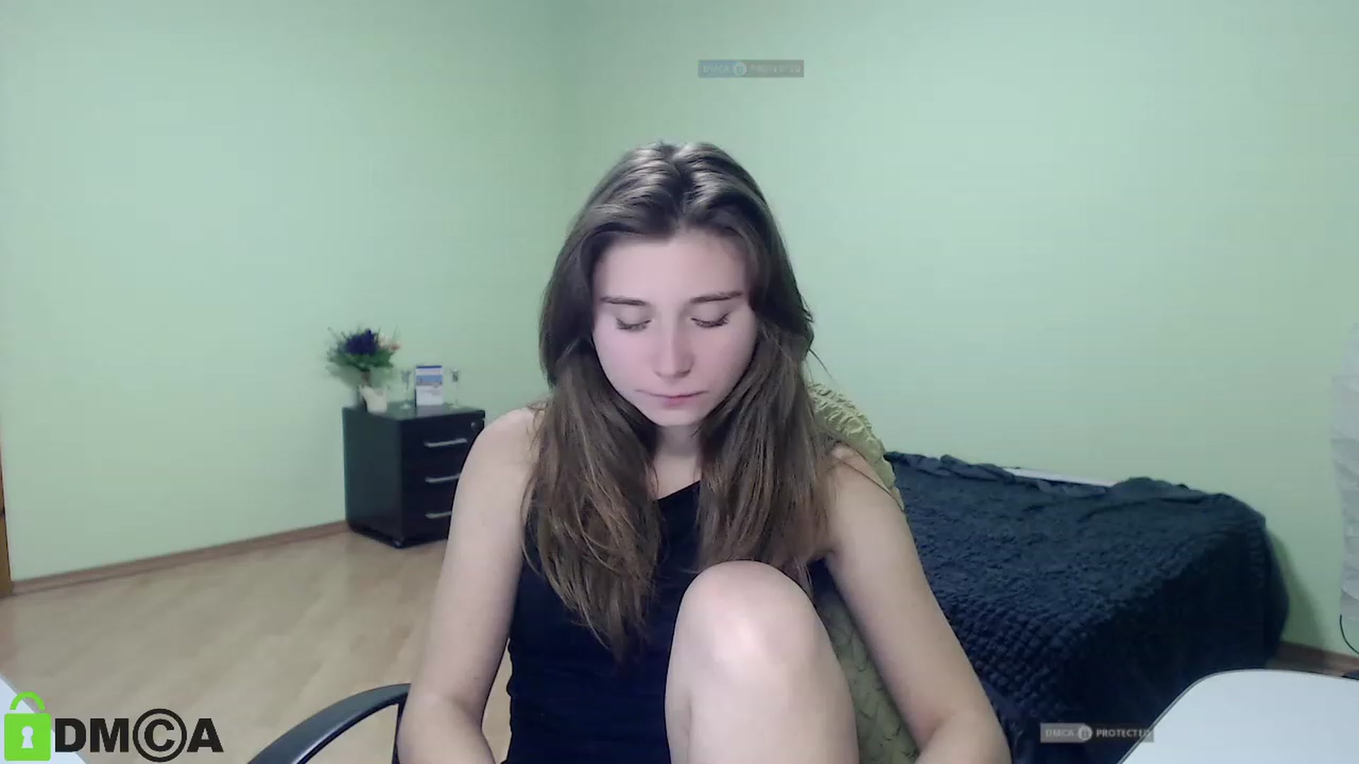 Gallery image thumbnail from MonicaaCute's myfreecams stream on, 10/16/2023, 16:13 image 2 of 20