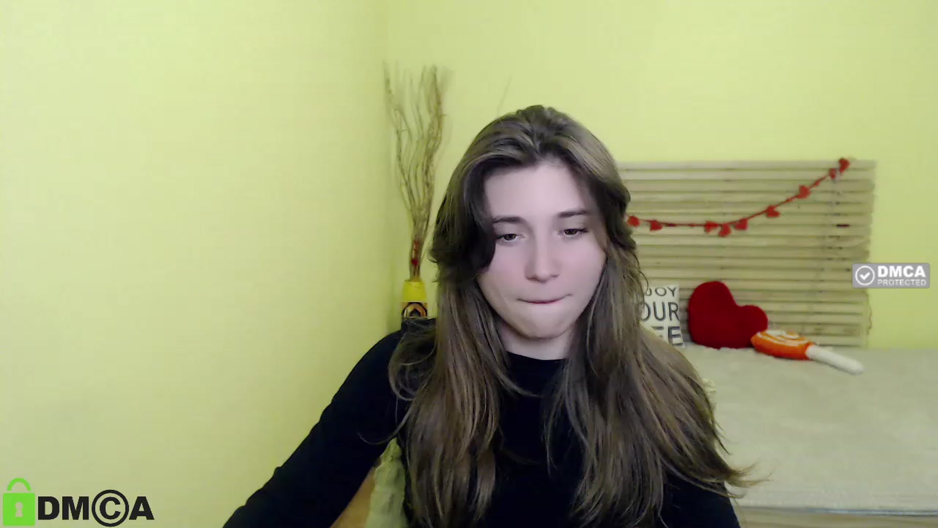 Gallery image thumbnail from MonicaaCute's myfreecams stream on, 10/22/2023, 15:19 image 1 of 20