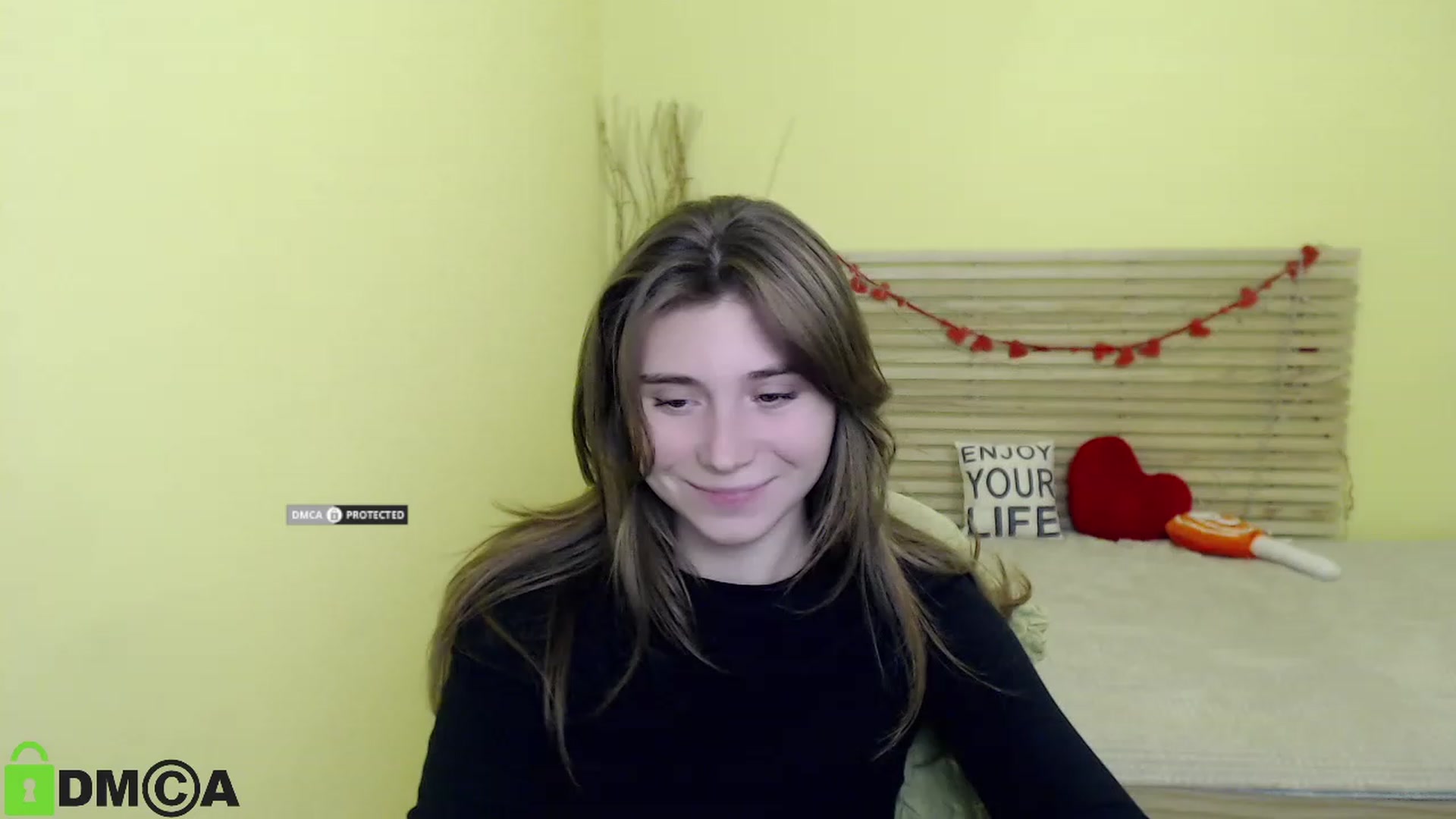 Gallery image thumbnail from MonicaaCute's myfreecams stream on, 10/22/2023, 15:19 image 18 of 20