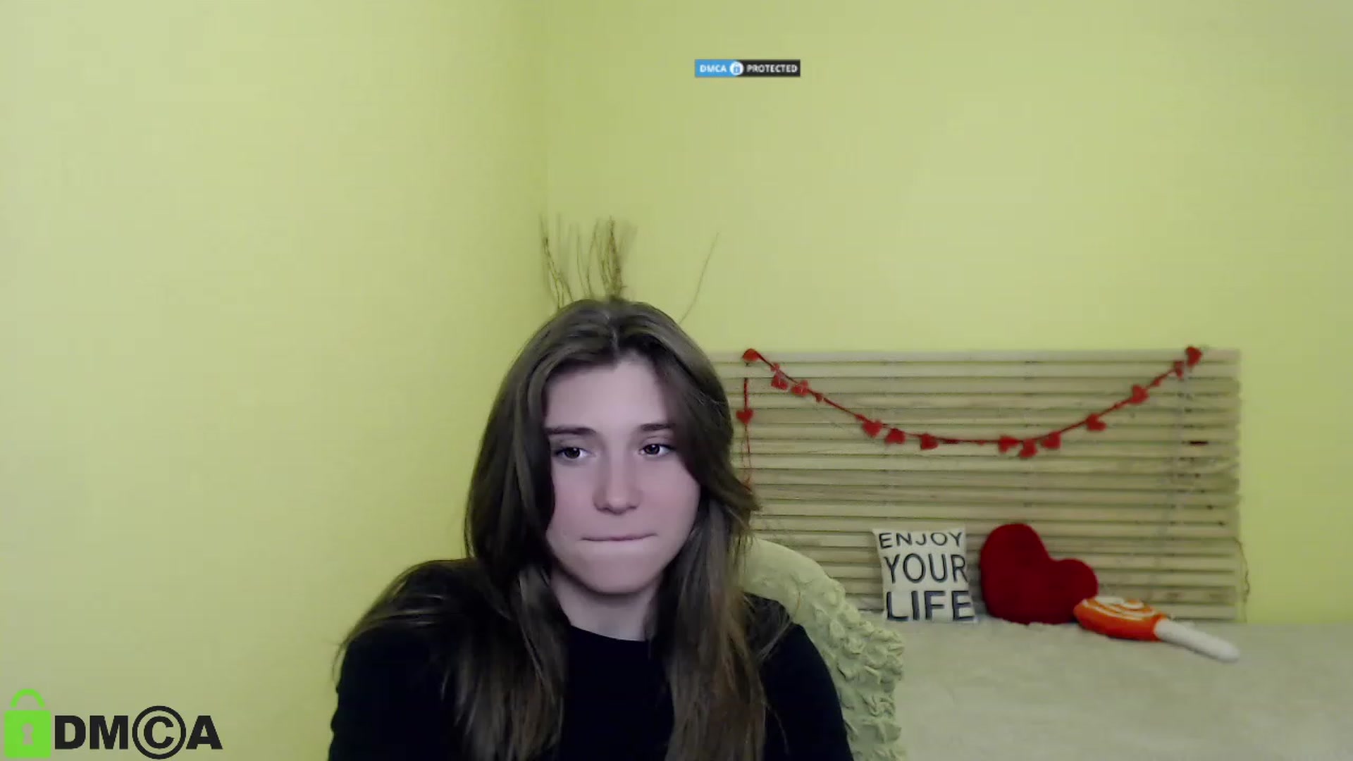 Gallery image thumbnail from MonicaaCute's myfreecams stream on, 10/22/2023, 15:19 image 20 of 20