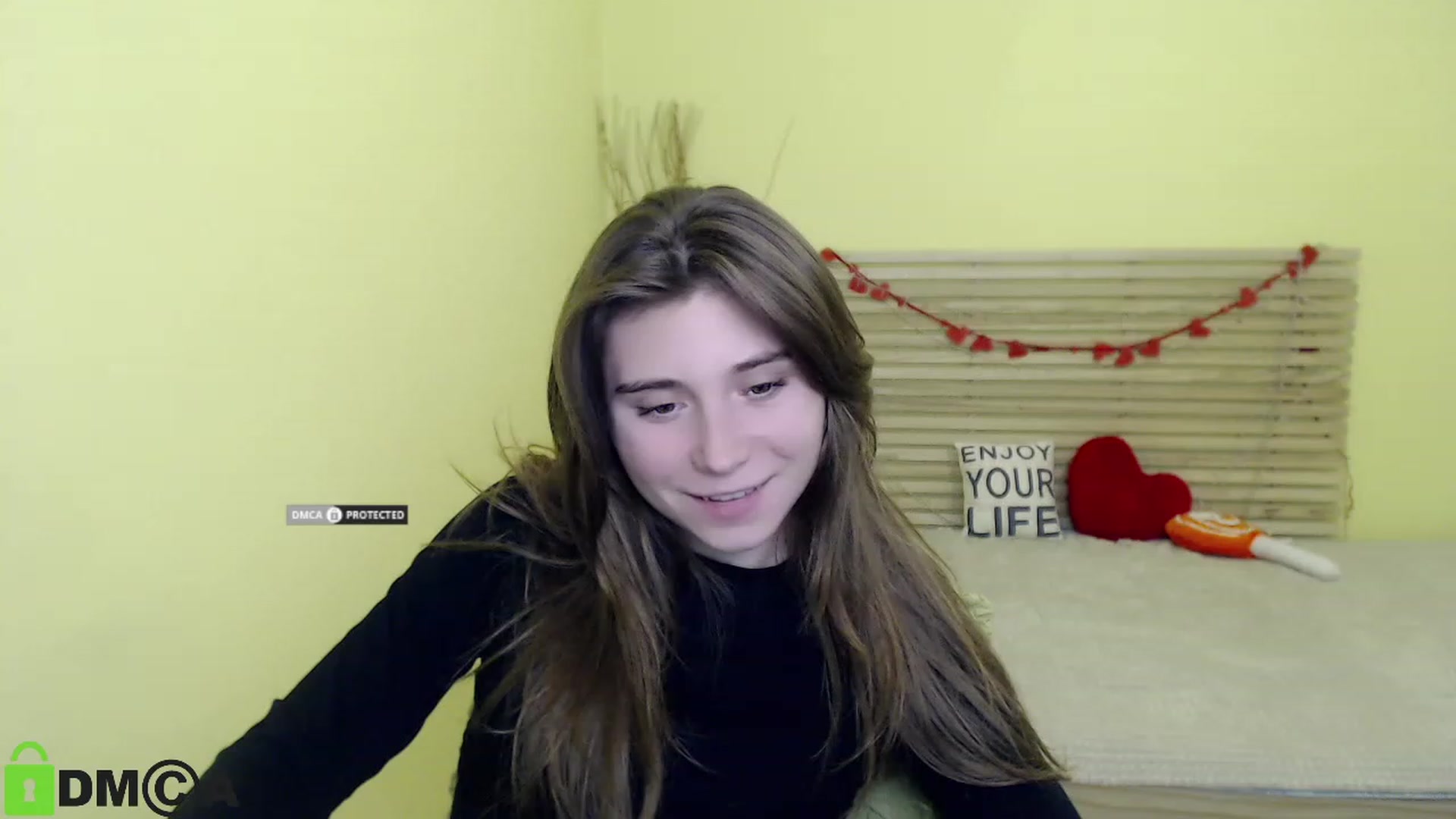 Gallery image thumbnail from MonicaaCute's myfreecams stream on, 10/22/2023, 15:19 image 12 of 20
