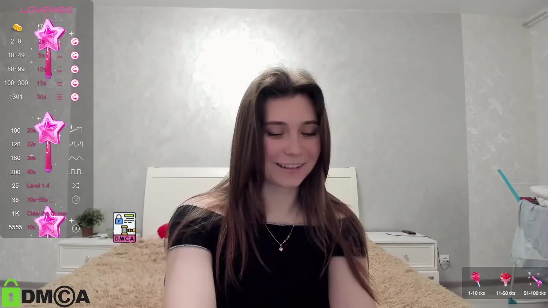 Gallery image thumbnail from MonicaaCute's myfreecams stream on, 03/31/2024, 17:20 image 8 of 20